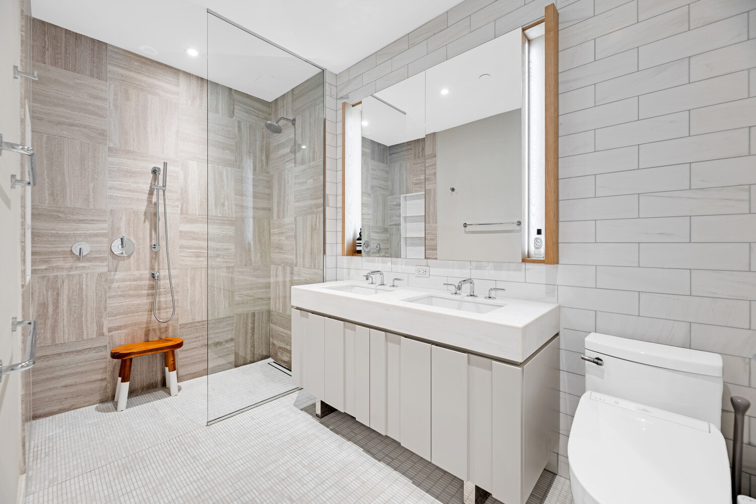 22-18 Jackson Avenue Court Square Queens NY 11101