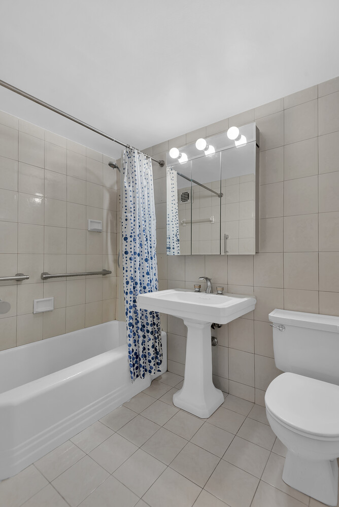 25 Sutton Place South 19E Sutton Place New York NY 10022