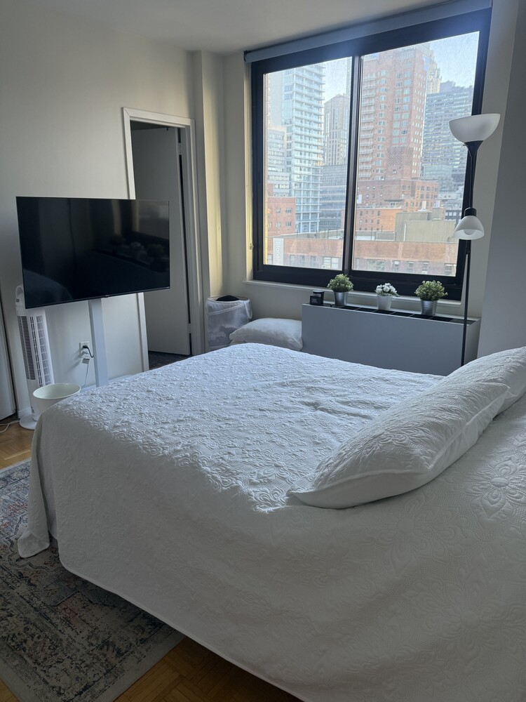 303 East 60th Street Upper East Side New York NY 10022