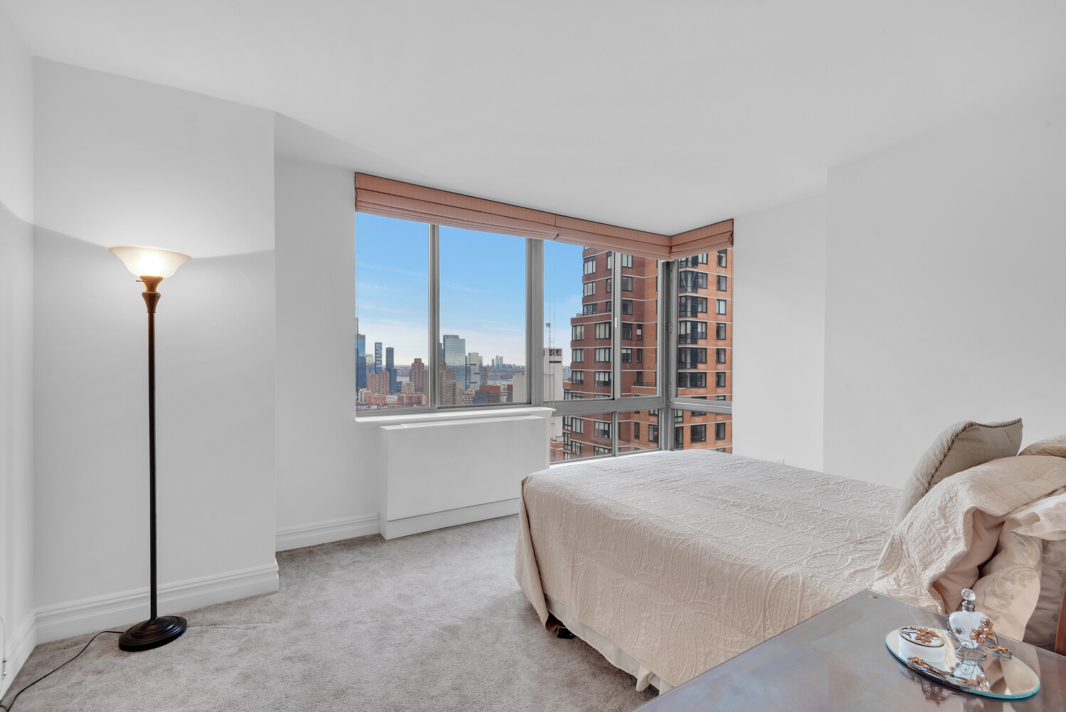 2 Columbus Avenue 35C Lincoln Square New York NY 10024