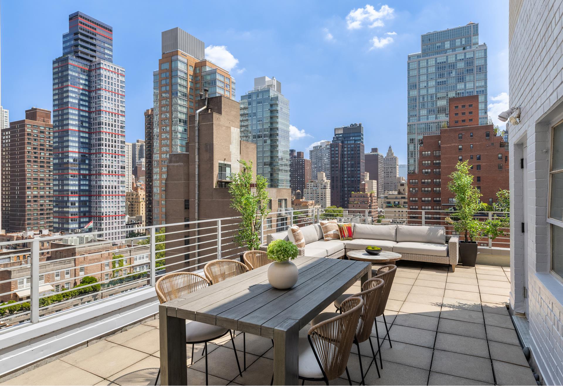 211 East 51st Street Turtle Bay New York NY 10022