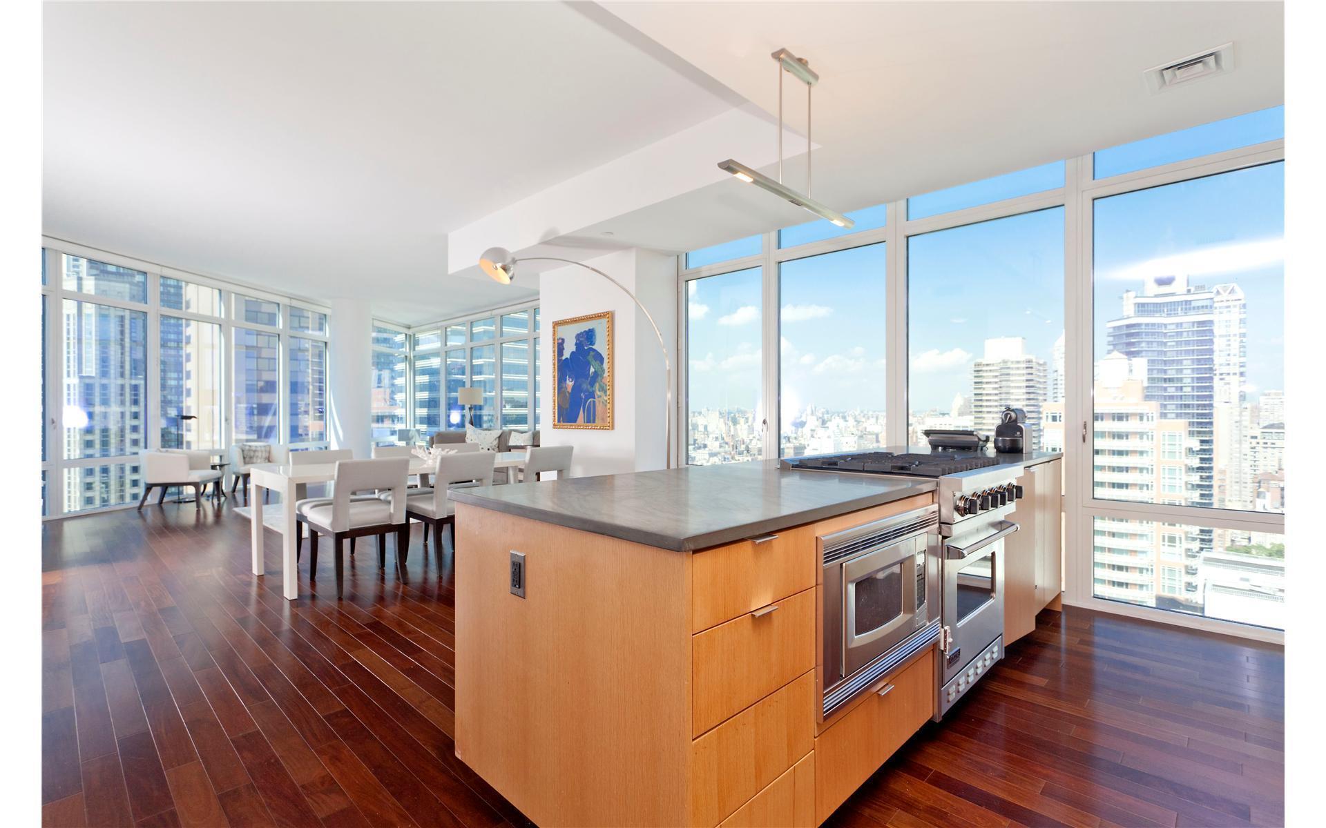 207 East 57th Street Midtown East New York NY 10022