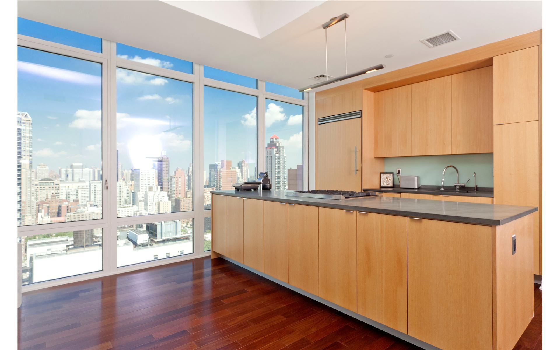 207 East 57th Street Midtown East New York NY 10022