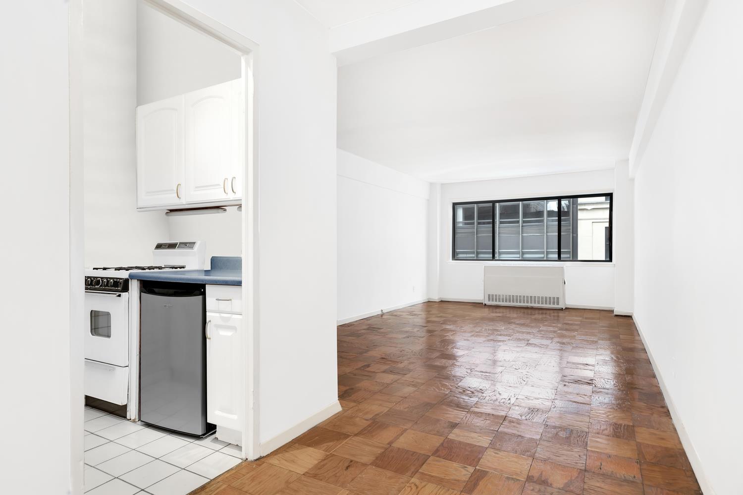 310 West 56th Street 7C Clinton New York NY 10019