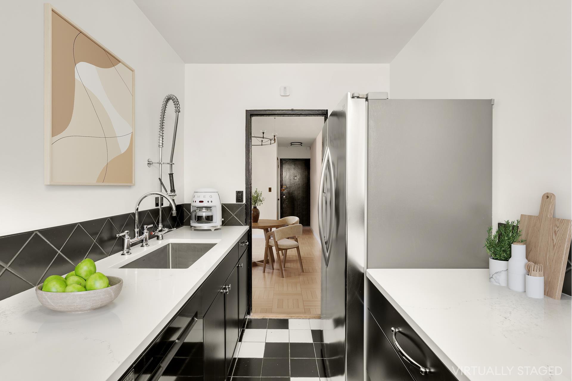63 East 9th Street 4U Greenwich Village New York NY 10003