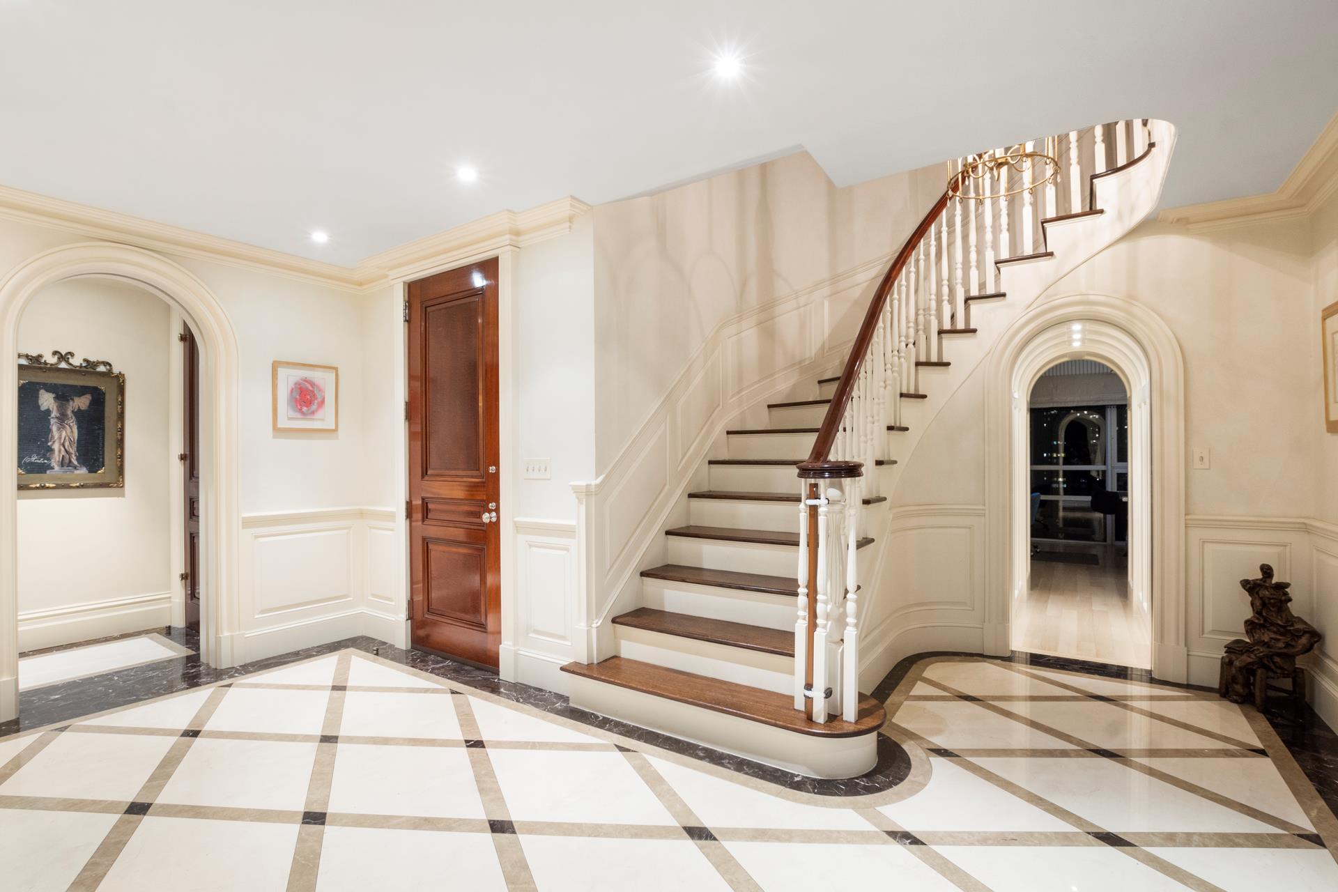 415 East 54th Street 25GG Sutton Place New York NY 10022