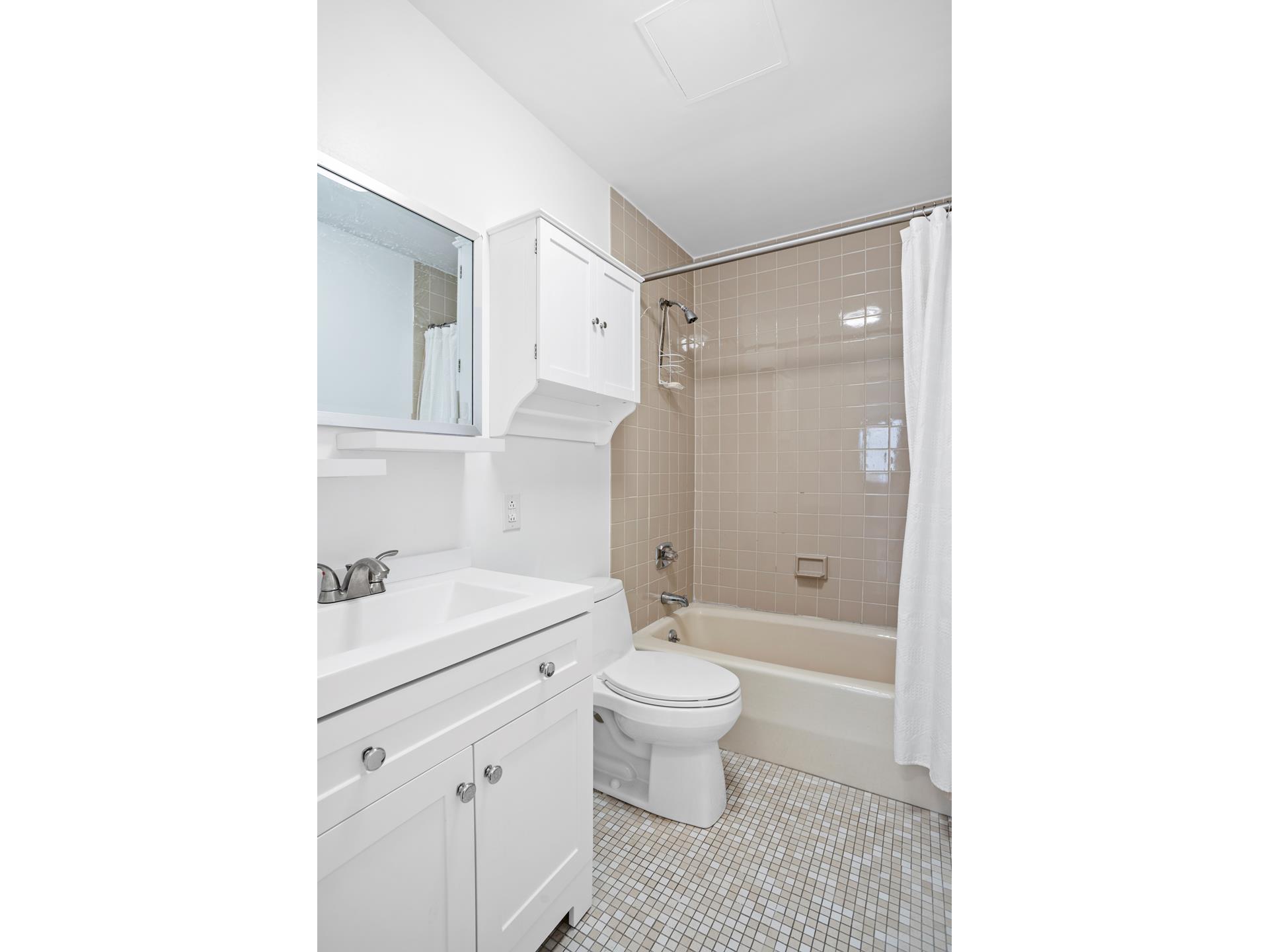 153 East 87th Street Carnegie Hill New York NY 10128