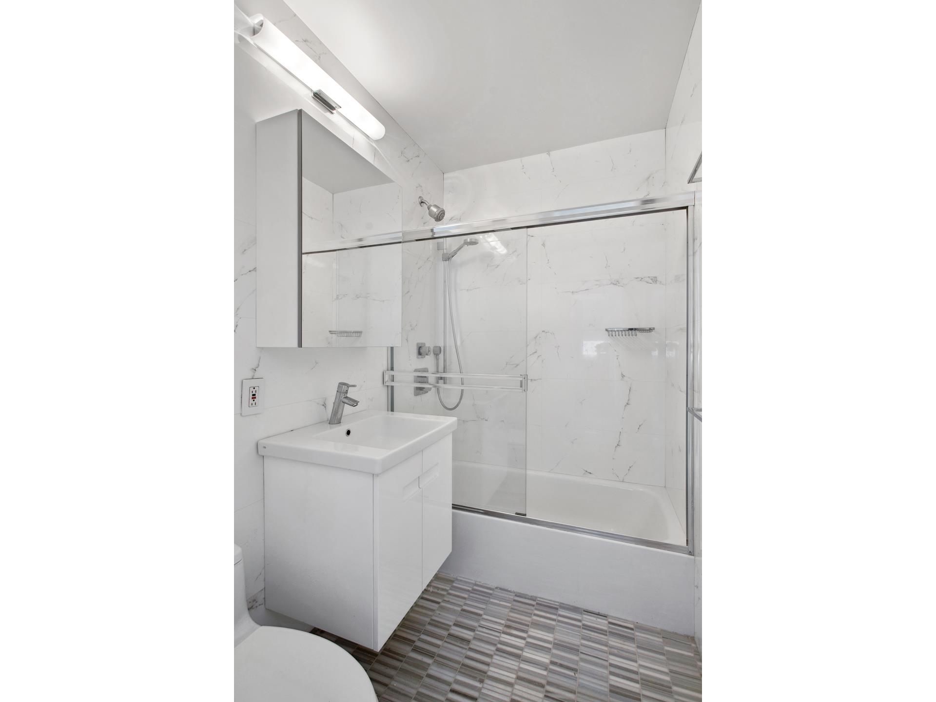 45 West 67th Street Lincoln Square New York NY 10023