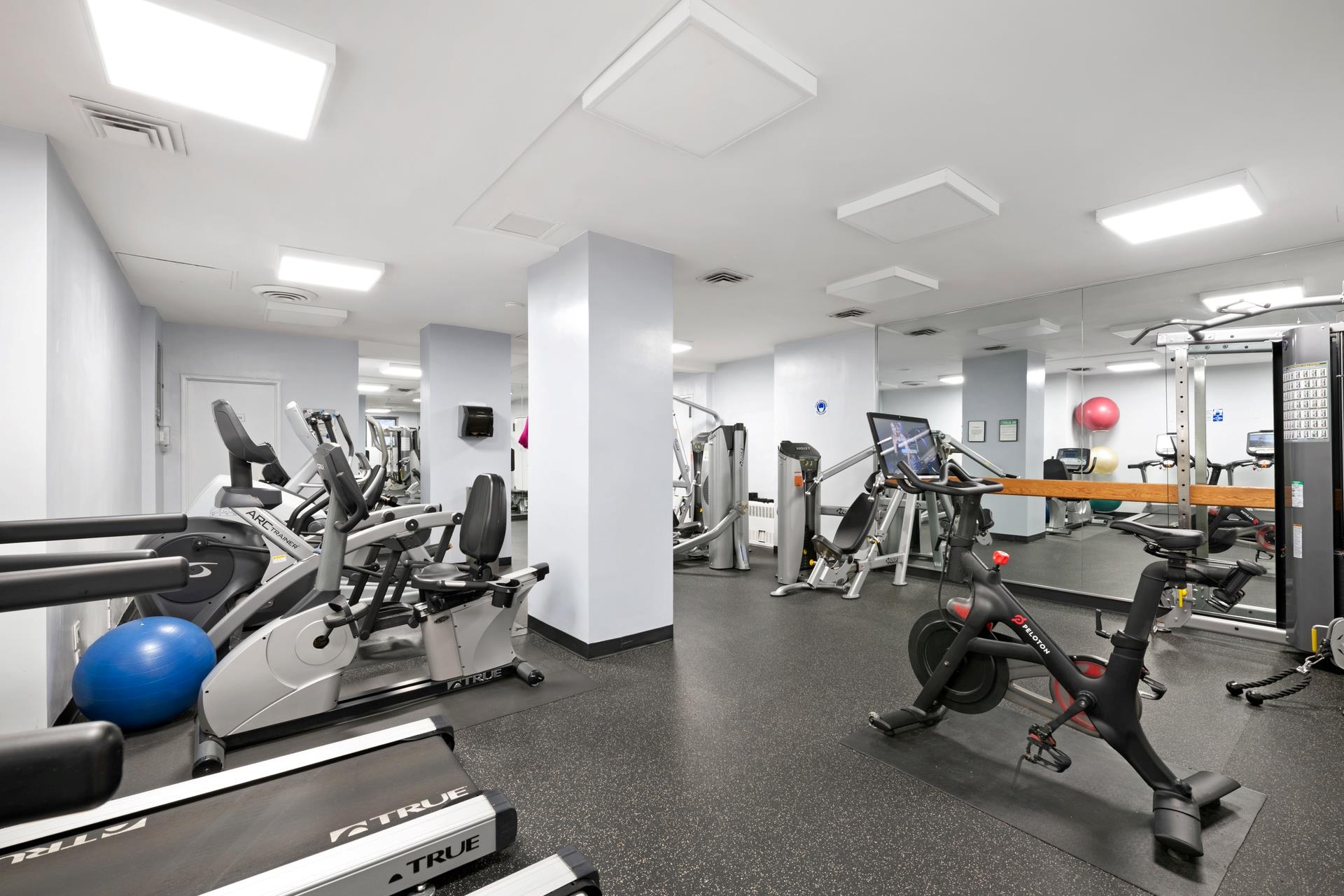 251 East 51st Street Turtle Bay New York NY 10022