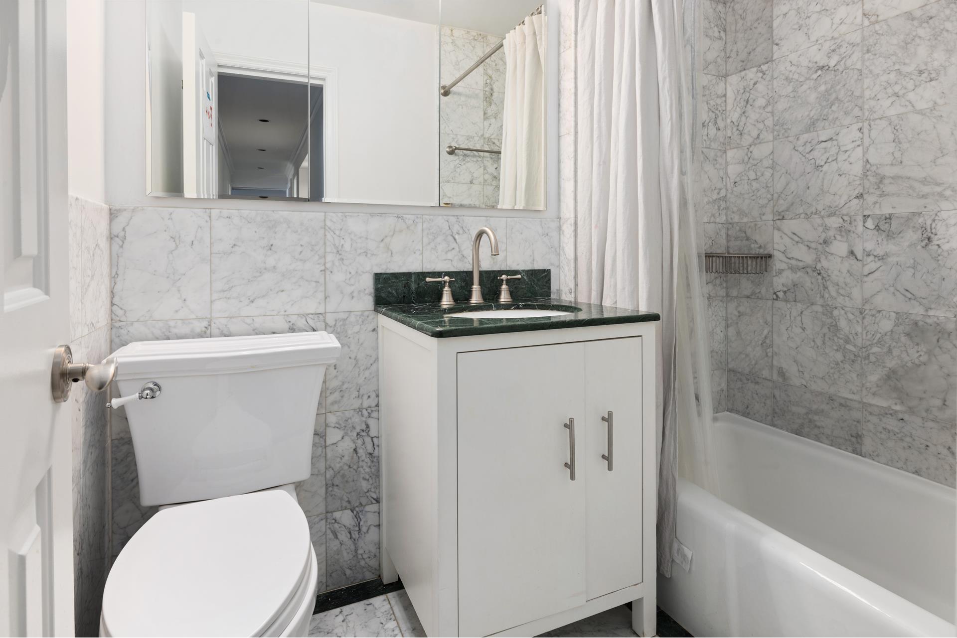 420 East 72nd Street 10FG Upper East Side New York NY 10021