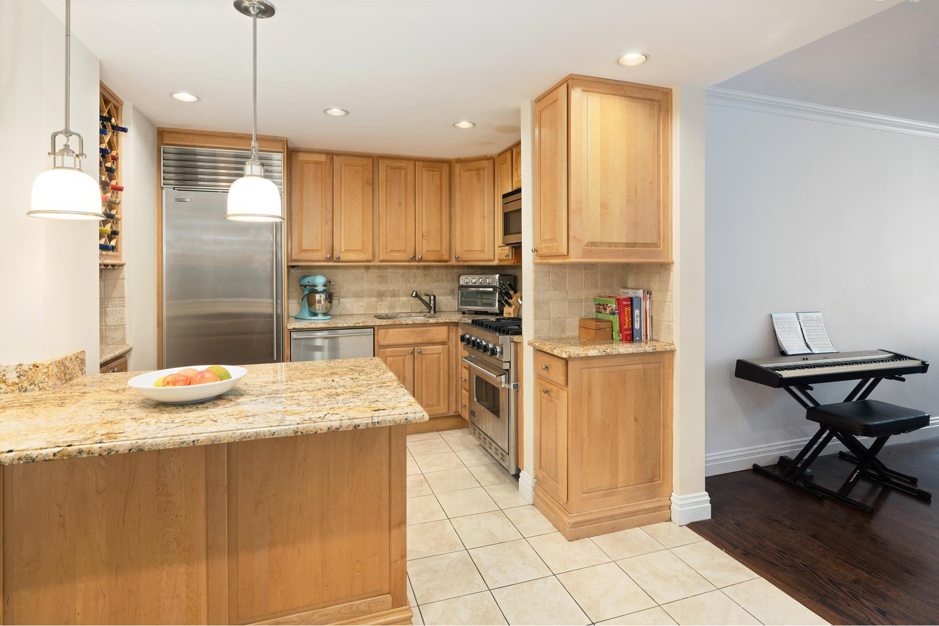 420 East 72nd Street 10FG Upper East Side New York NY 10021