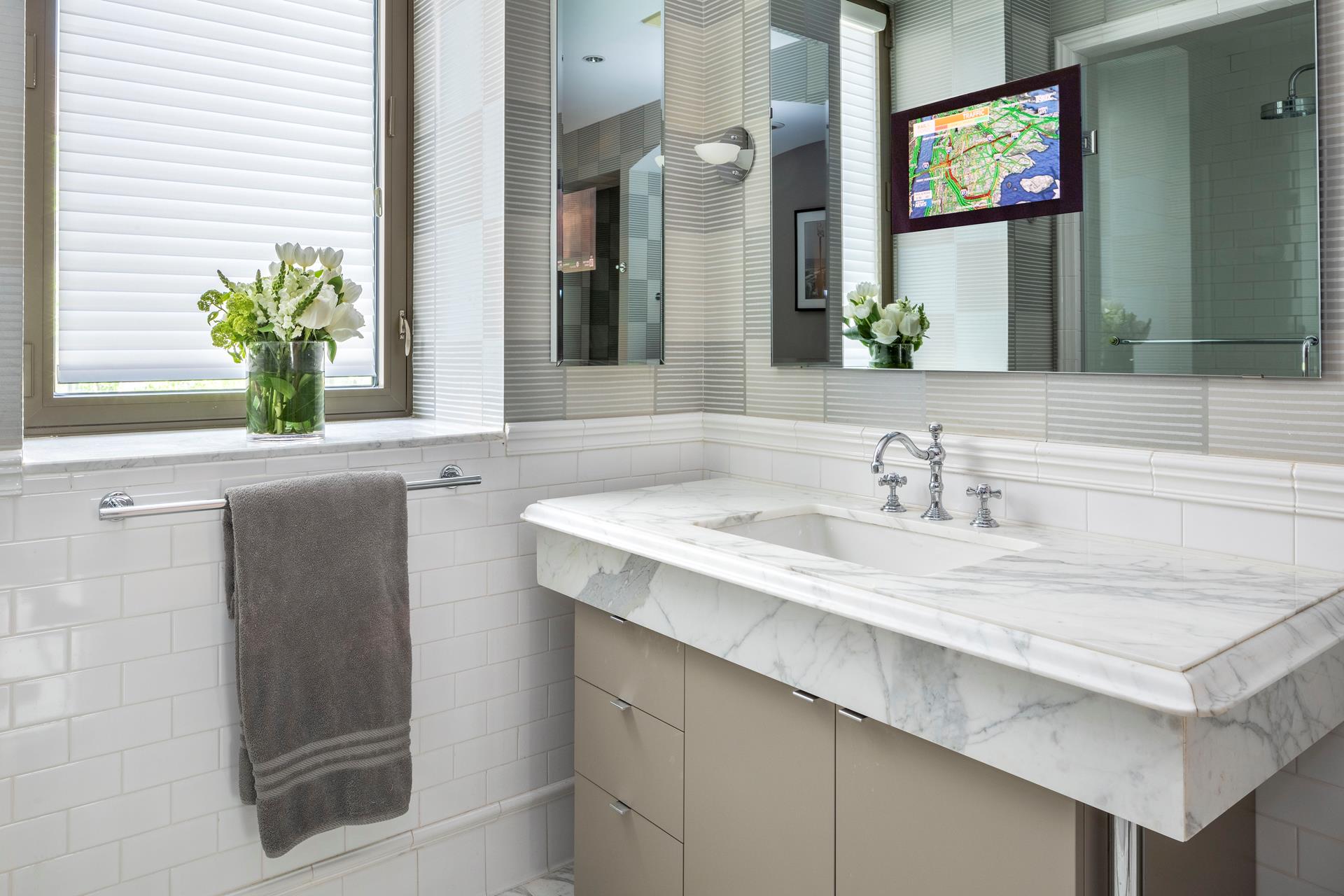 43 West 64th Street Lincoln Square New York NY 10023