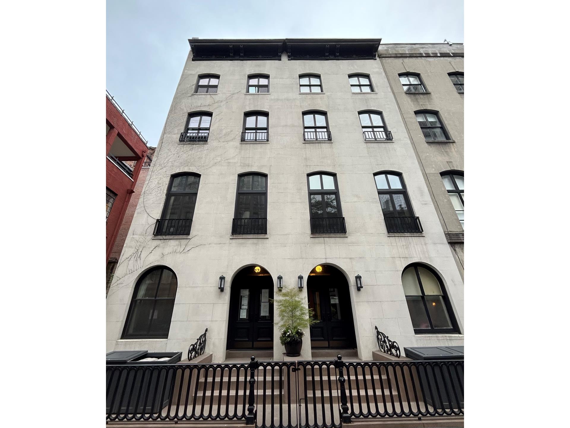 222 East 17th Street Gramercy Park New York NY 10003