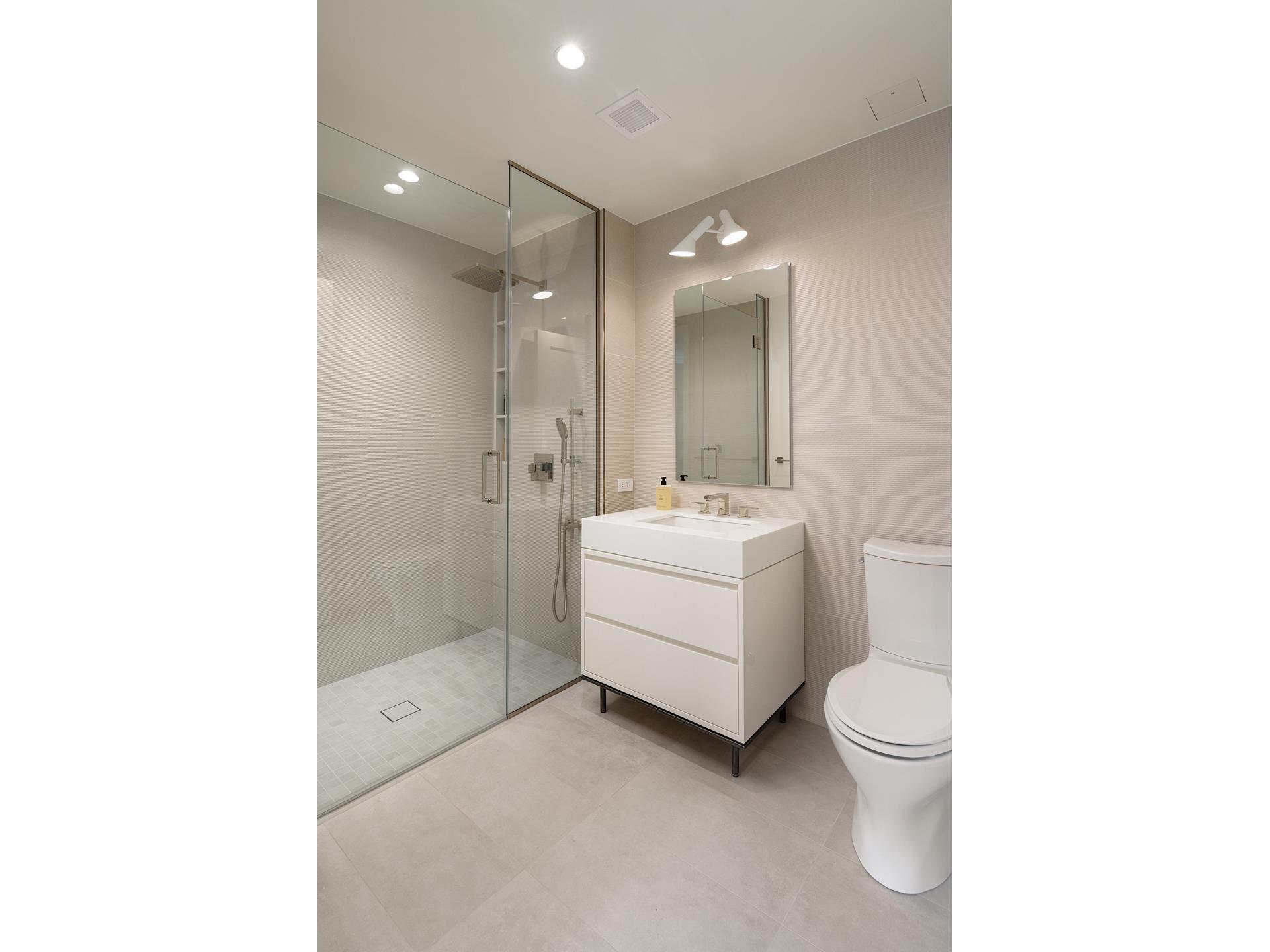 200 East 20th Street Gramercy Park New York NY 10003