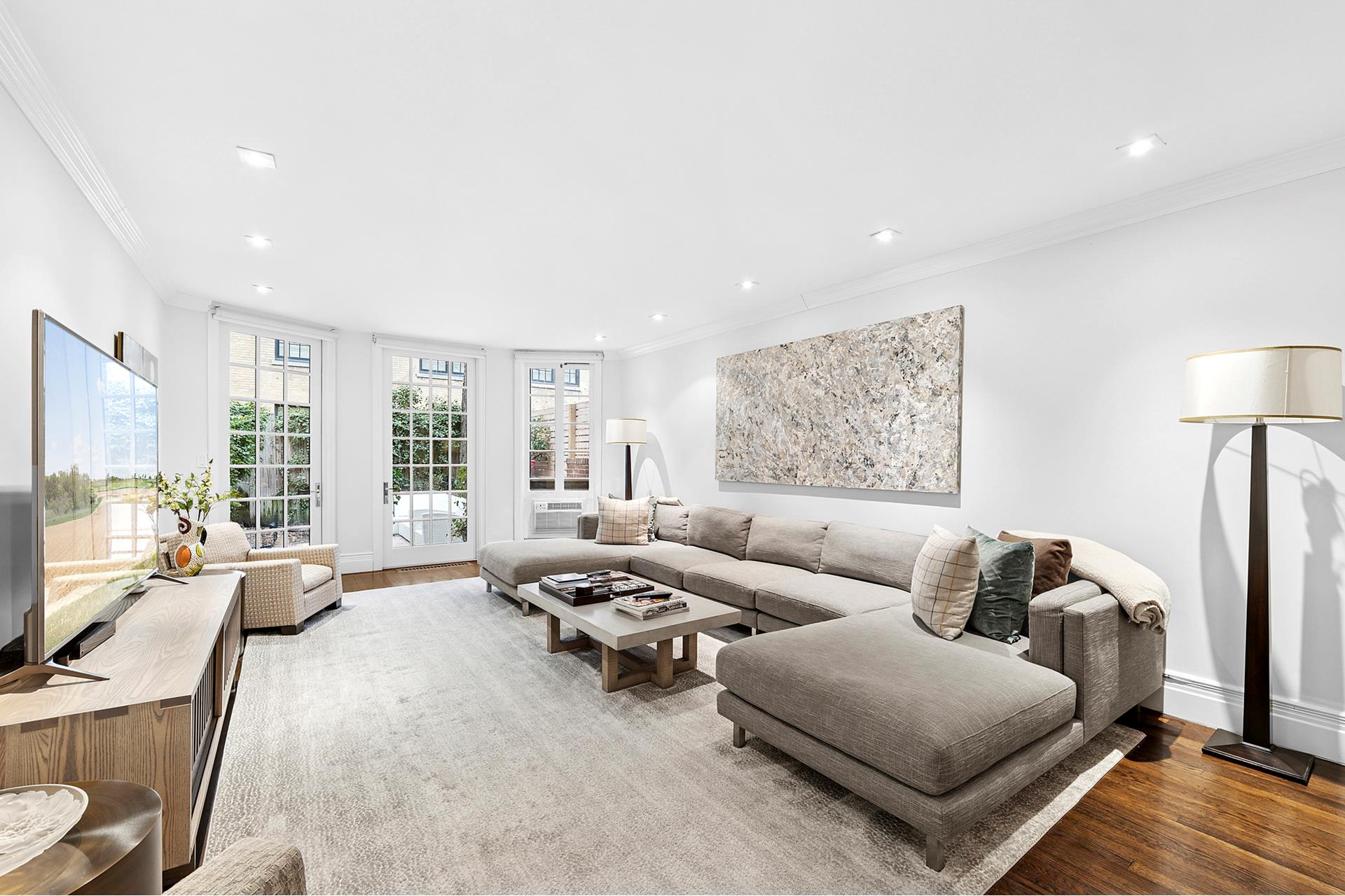 165 East 71st Street Upper East Side New York NY 10021