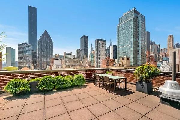 345 East 52nd Street Turtle Bay New York NY 10022