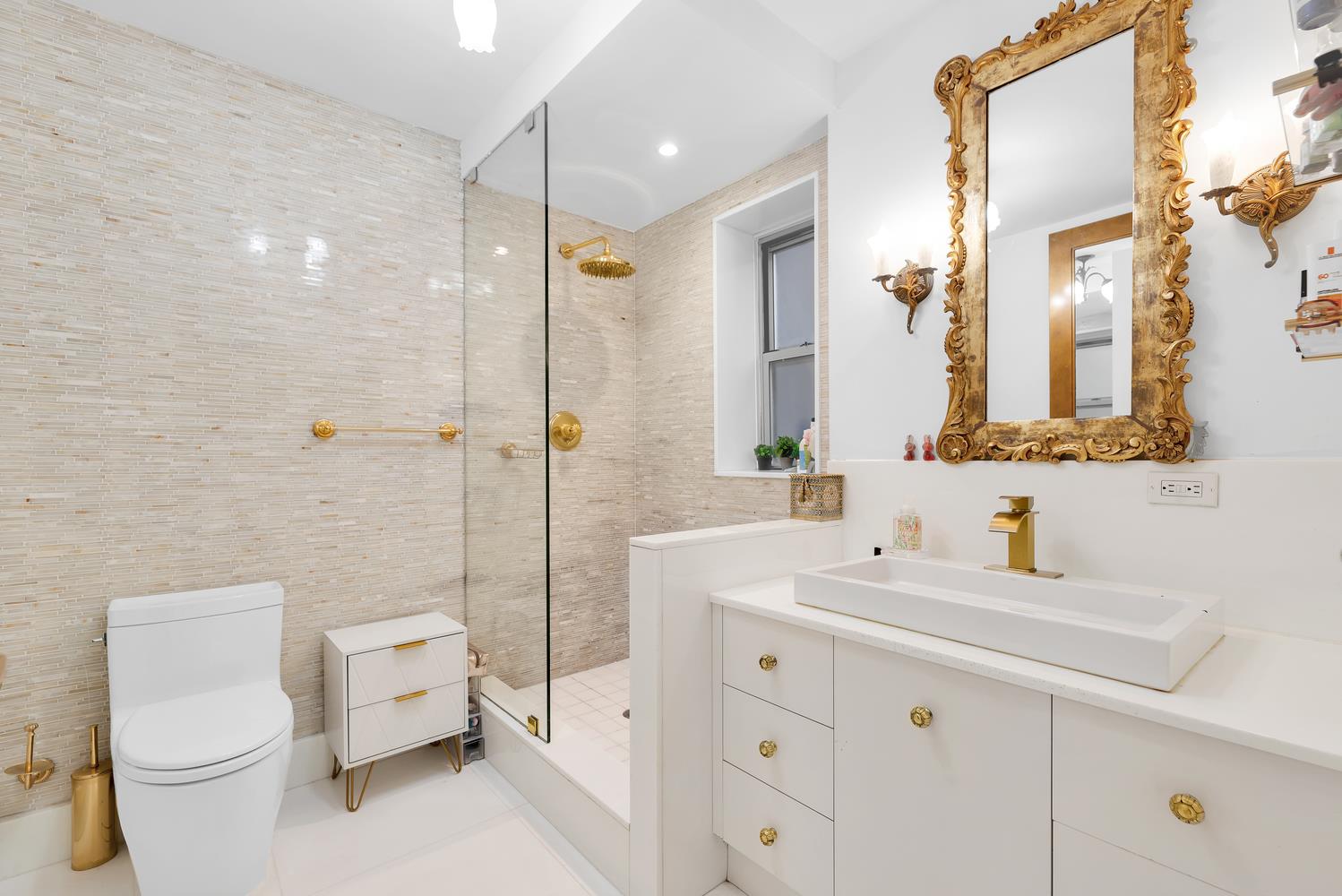 420 East 55th Street 3FG Sutton Place New York NY 10022