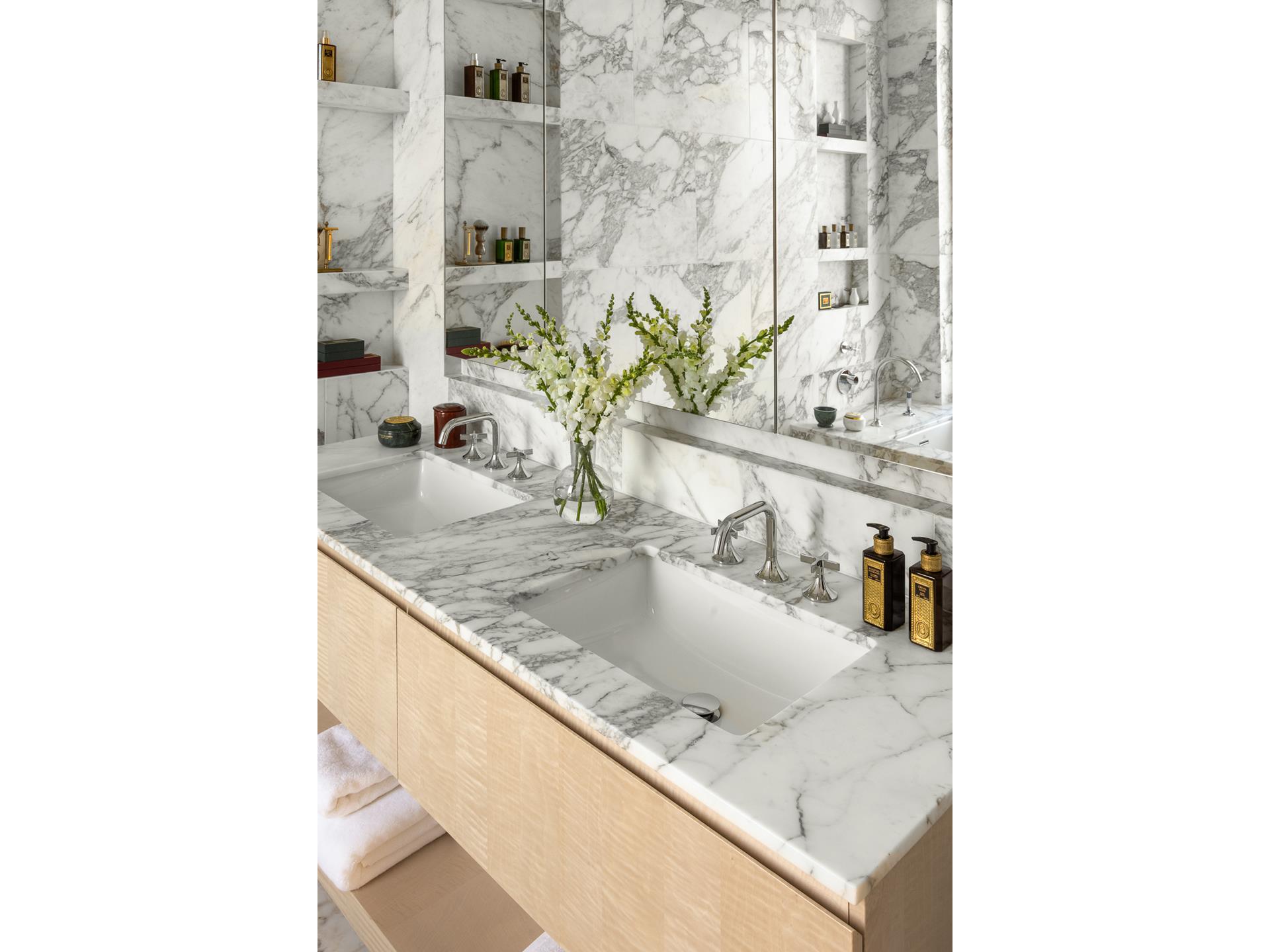 201 East 74th Street FLOOR27 Upper East Side New York NY 10021