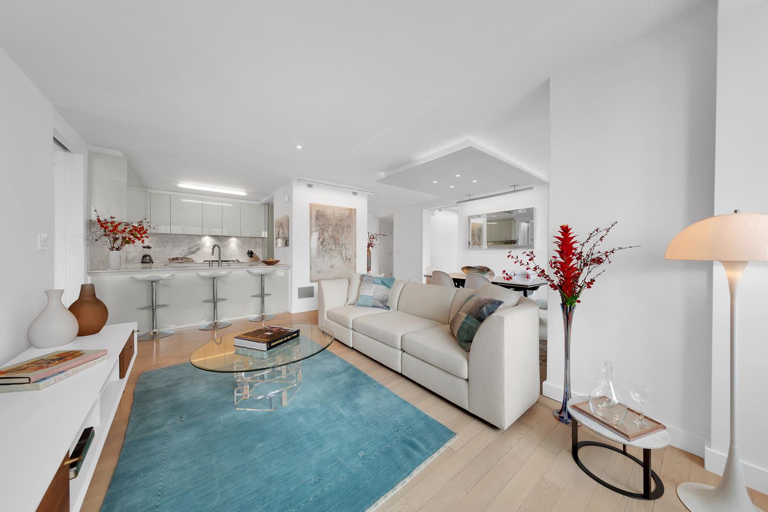 322 West 57th Street 51M Clinton New York NY 10019