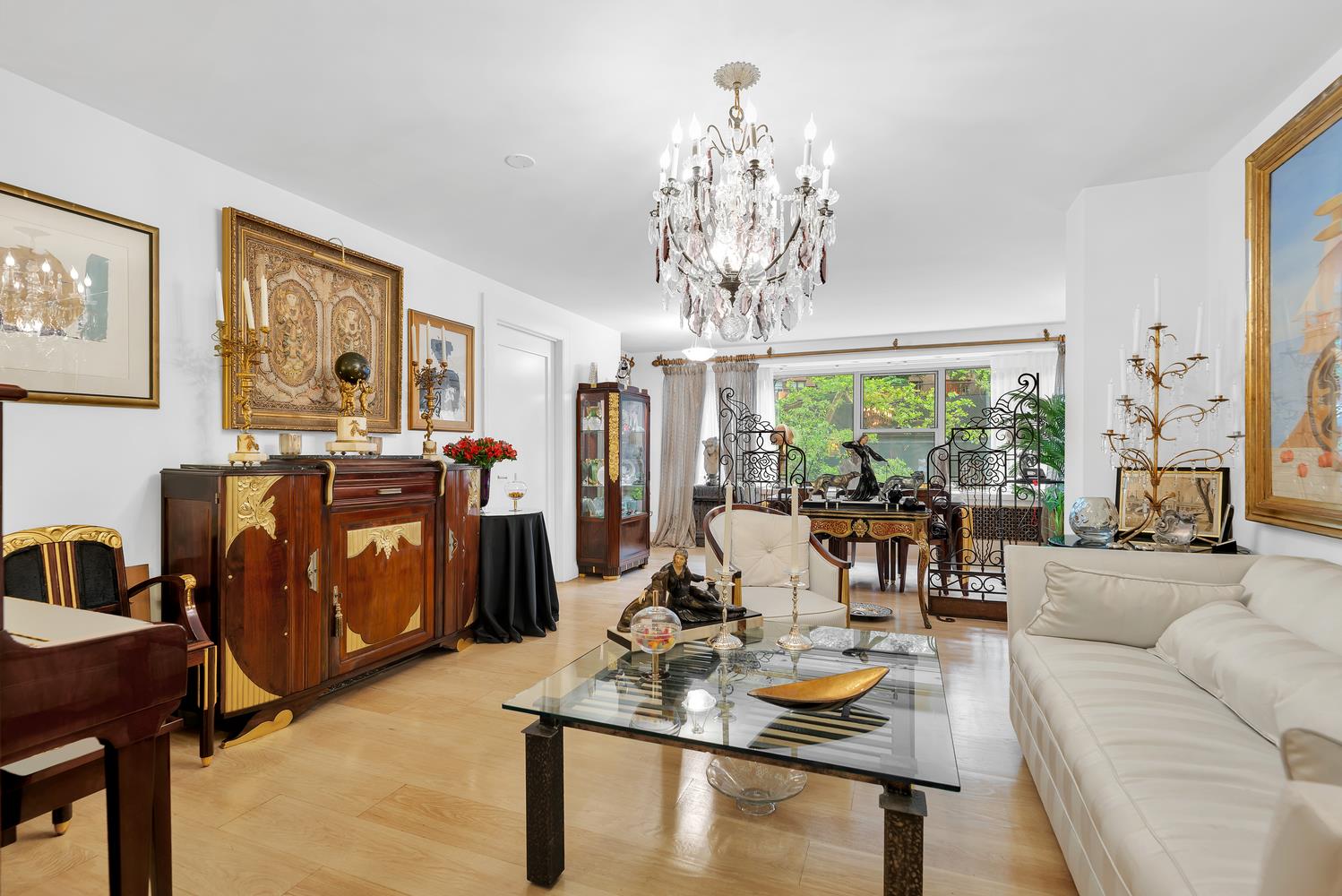 420 East 55th Street 3FG Sutton Place New York NY 10022