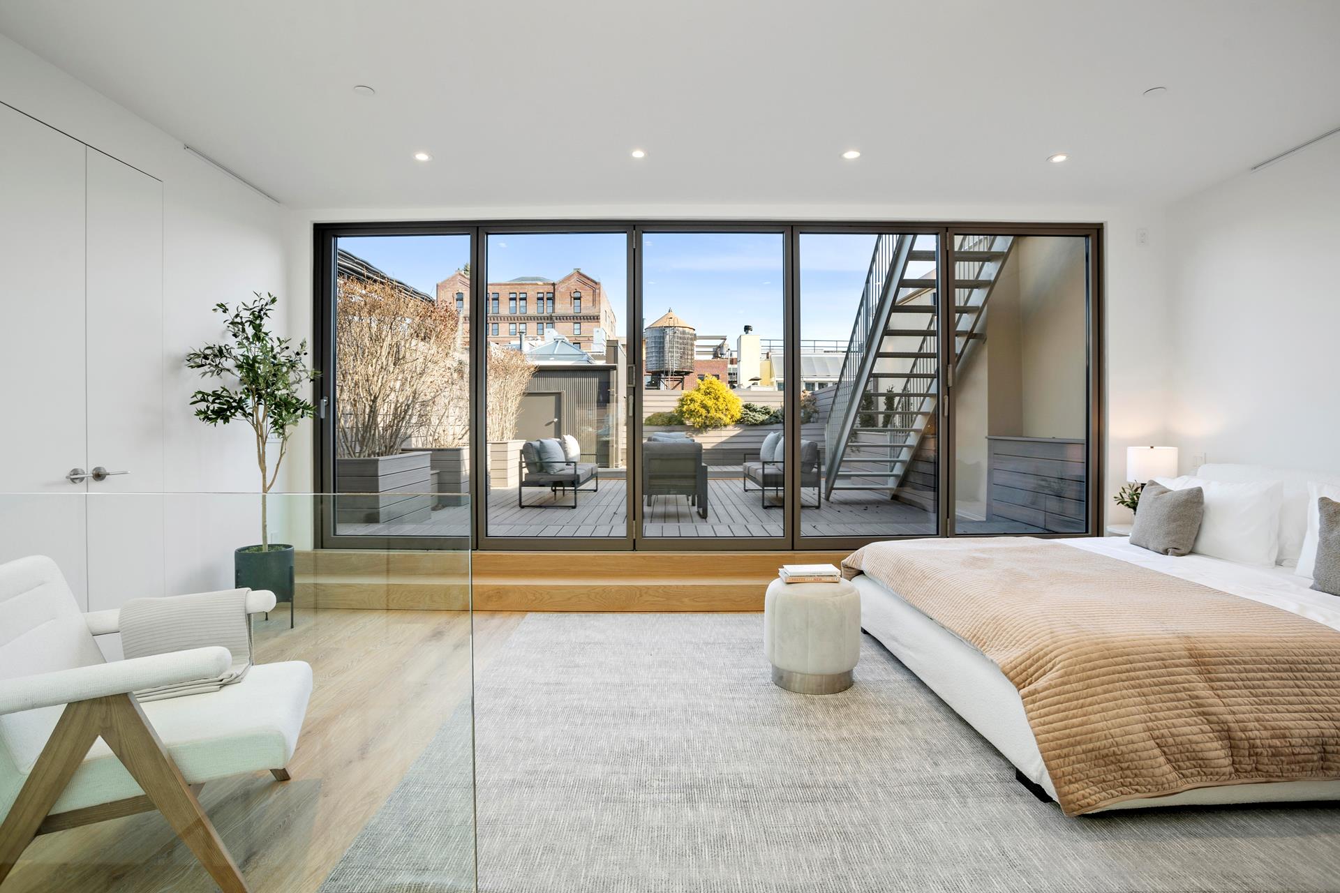 111 Wooster Street Soho New York NY 10012
