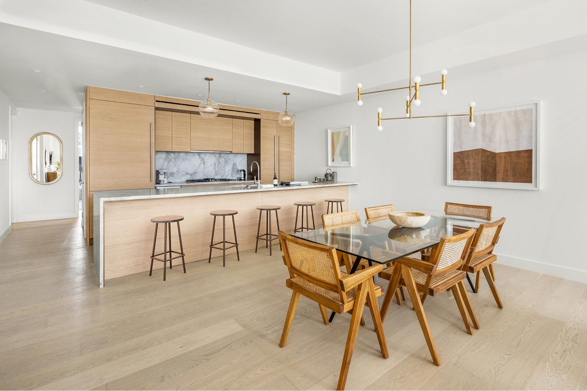 215 West 28th Street Chelsea New York NY 10001