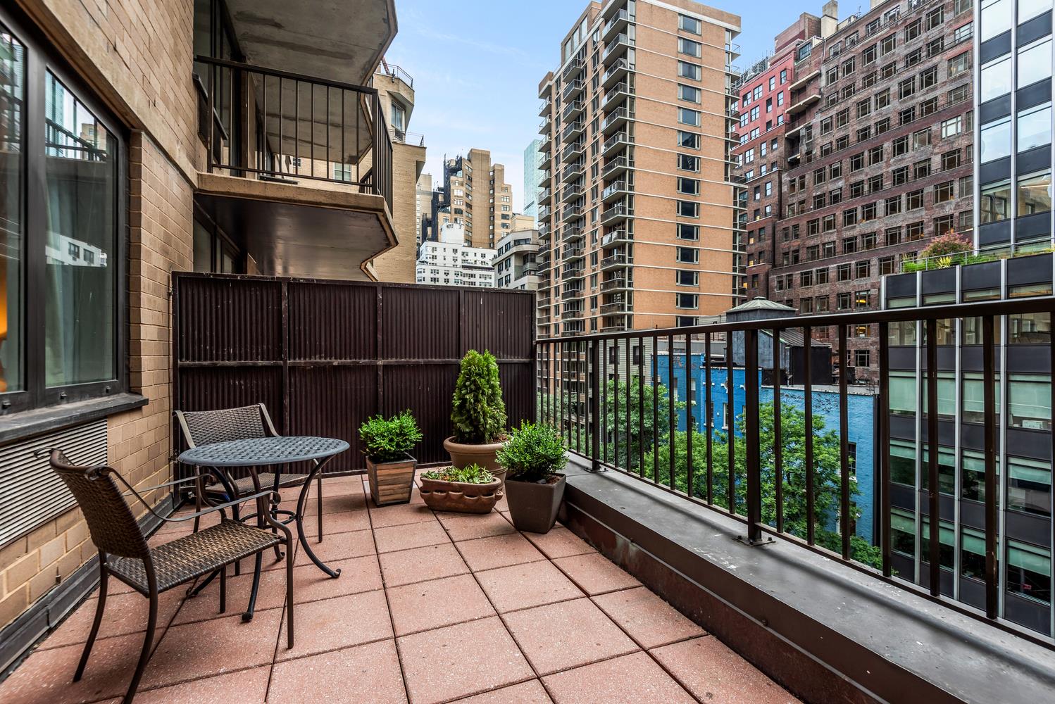 212 East 47th Street 6G Turtle Bay New York NY 10017