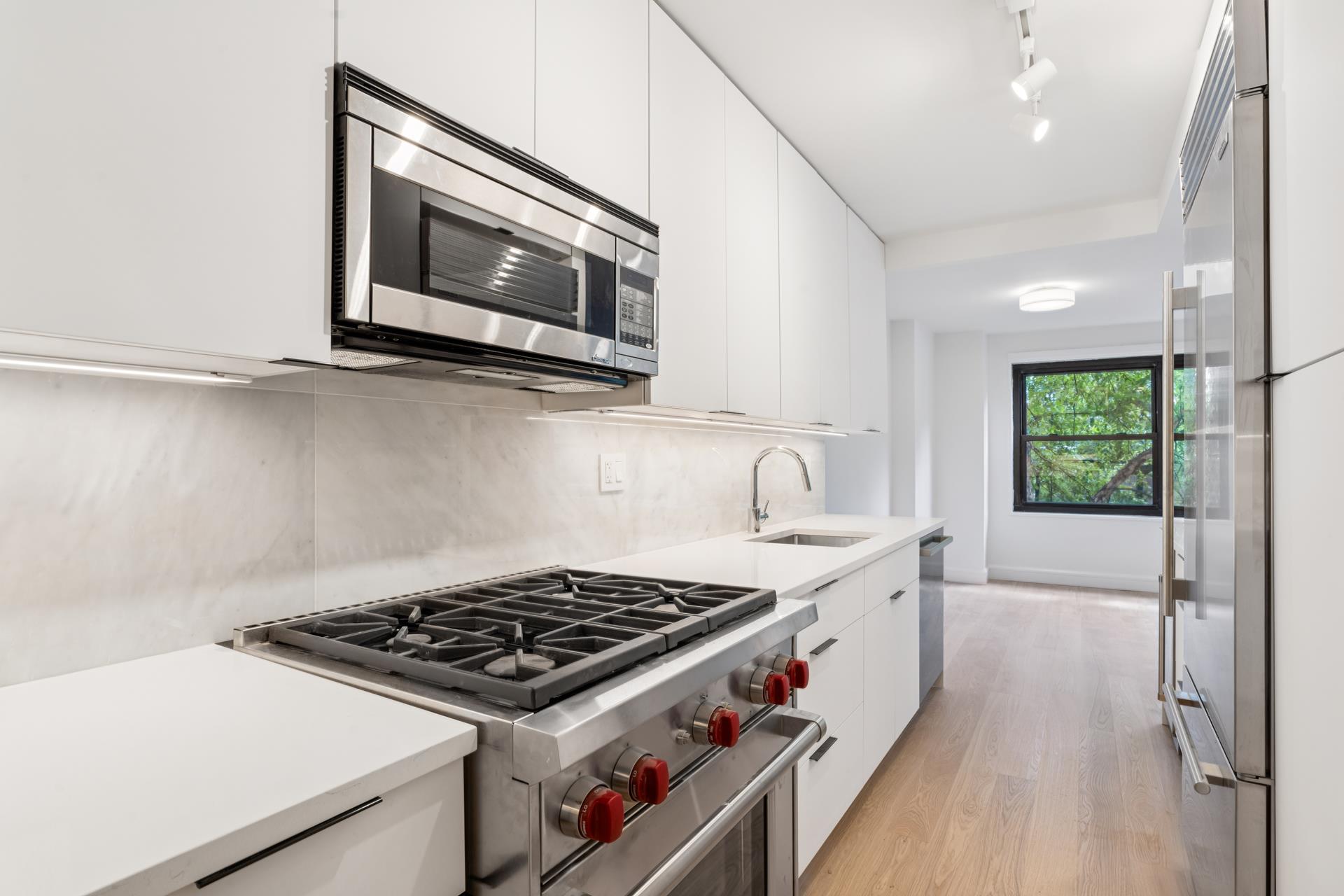 142 West End Avenue Lincoln Square New York NY 10023