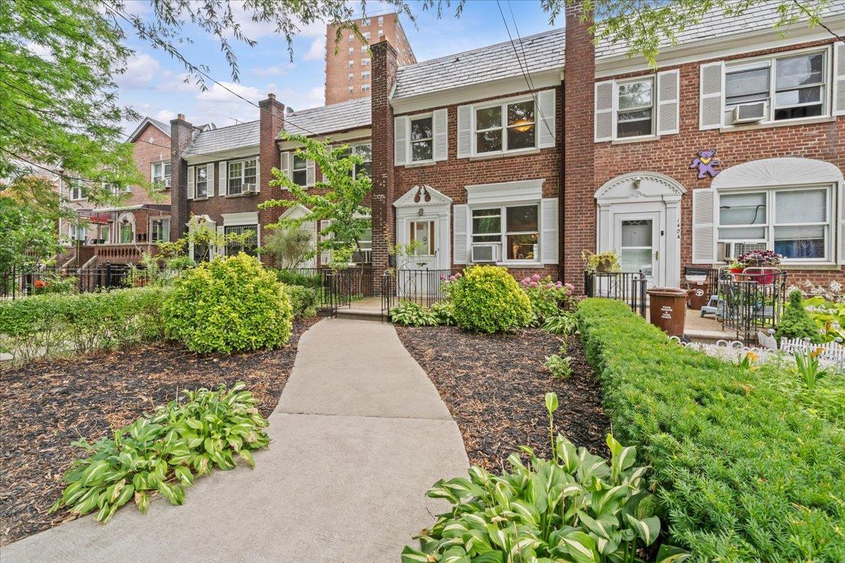 140 Van Cortlandt Park South Kingsbridge Bronx NY 10463