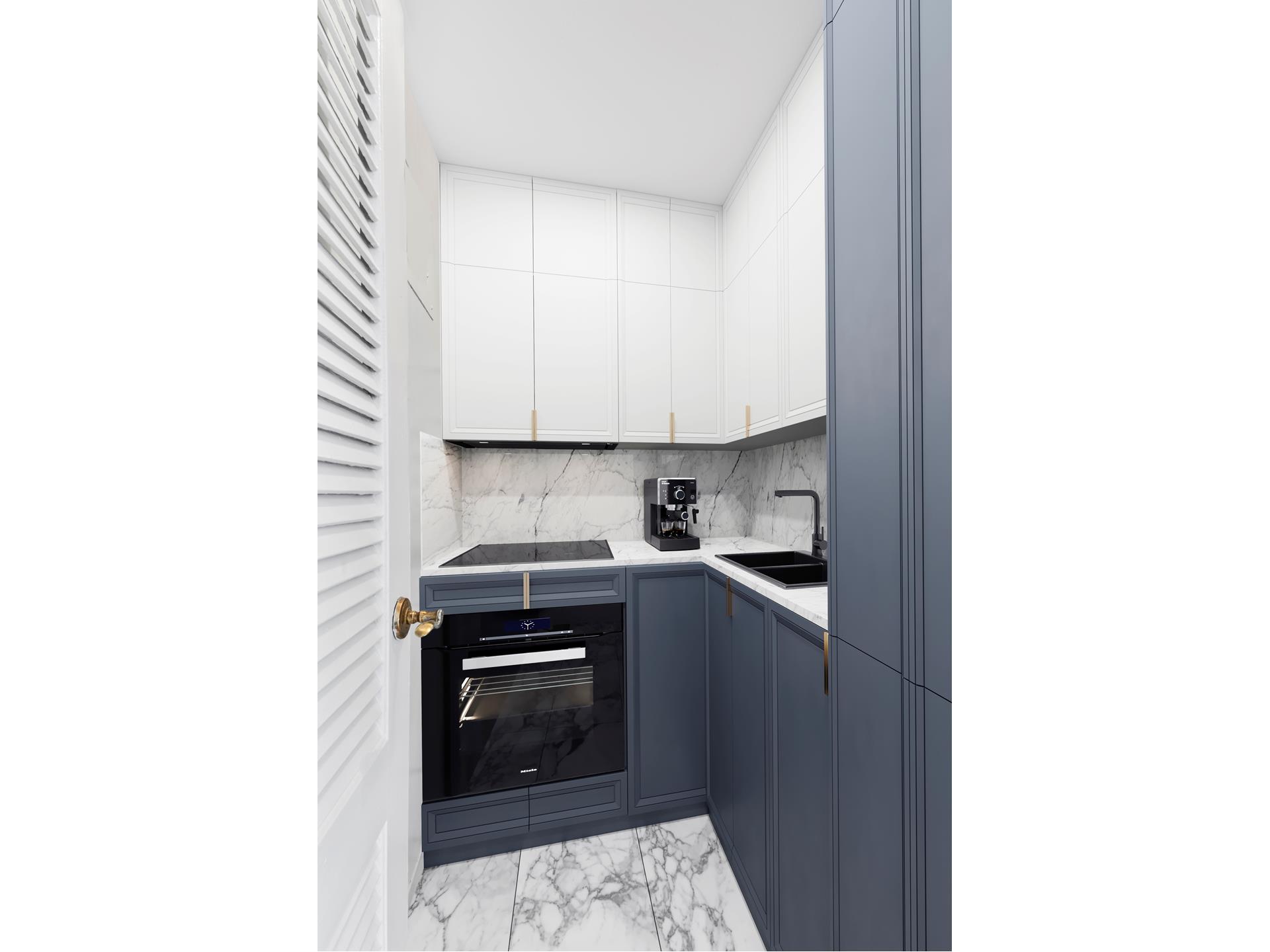 150 East 37th Street Murray Hill New York NY 10016