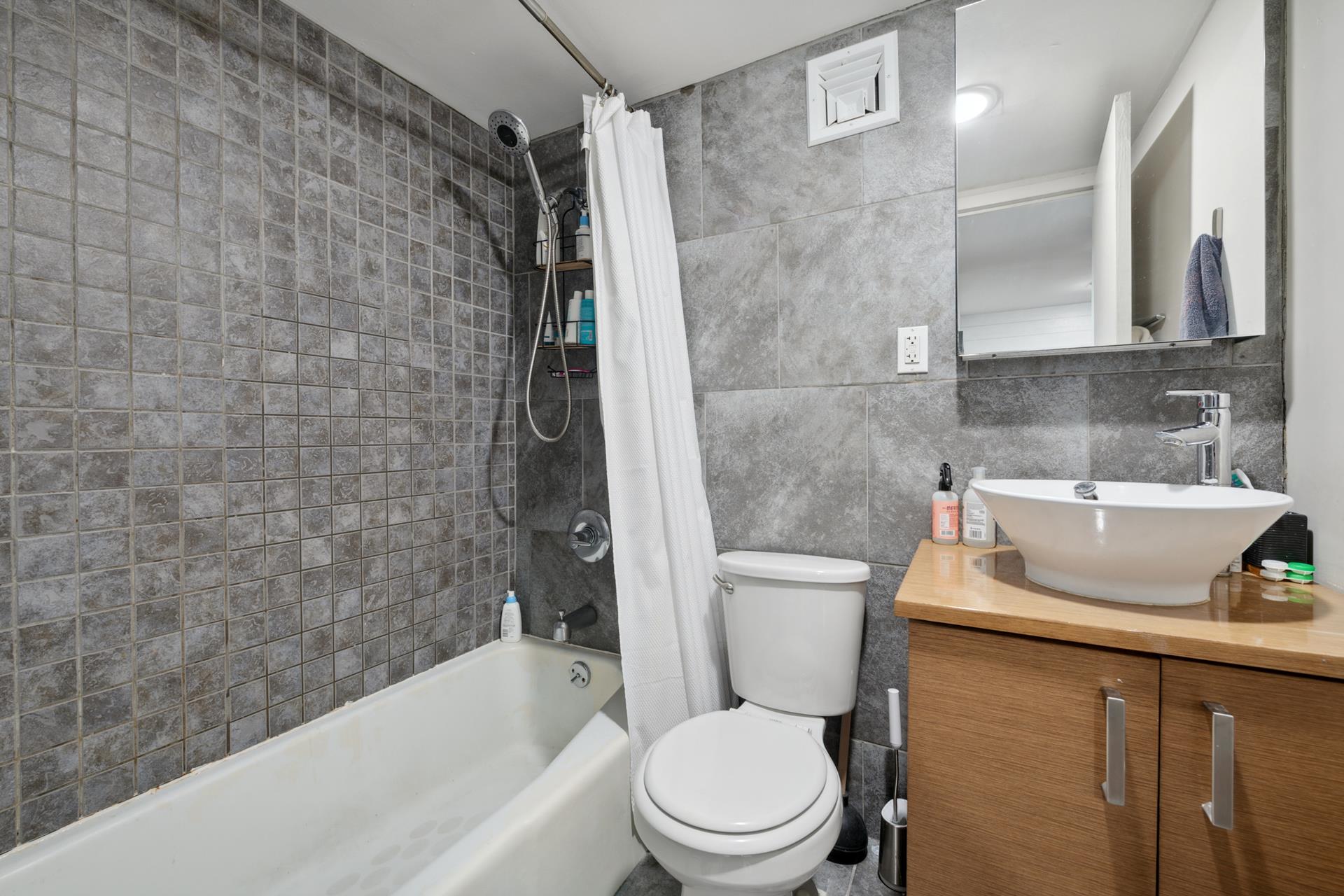 215 East 24th Street Kips Bay New York NY 10010