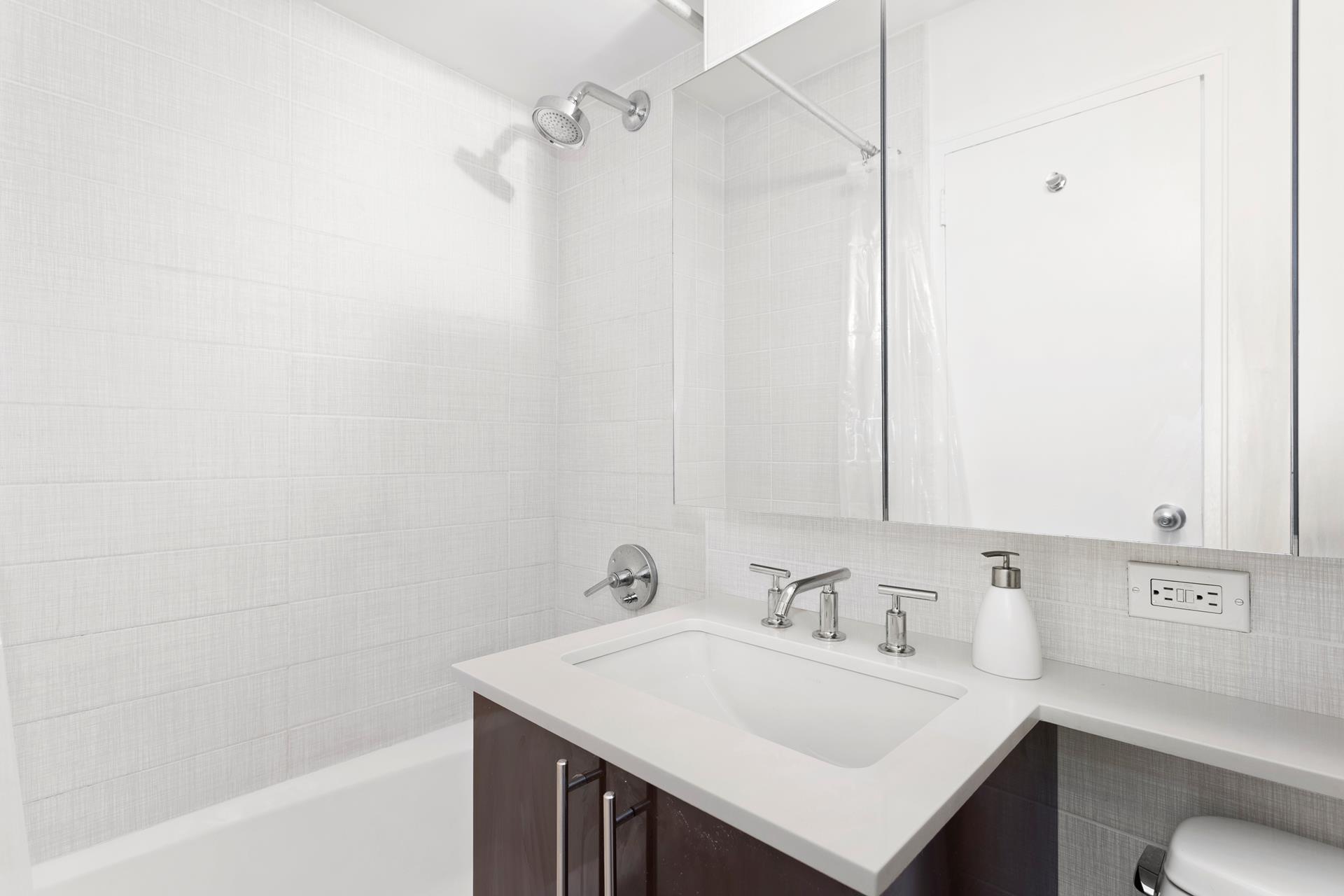240 East 76th Street 3W Upper East Side New York NY 10021