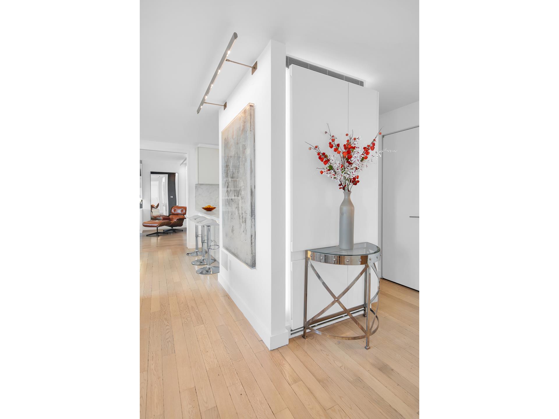 322 West 57th Street 51M Clinton New York NY 10019