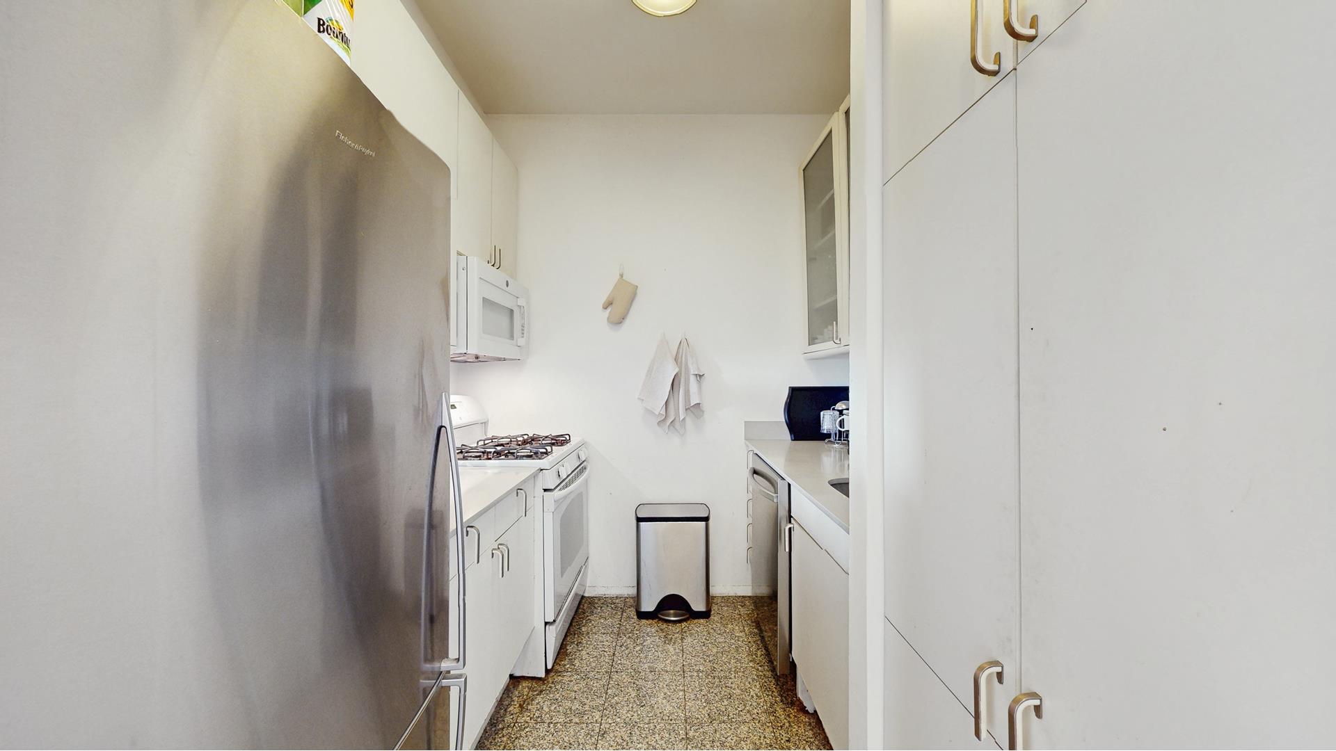 301 West 57th Street 17B Clinton New York NY 10019