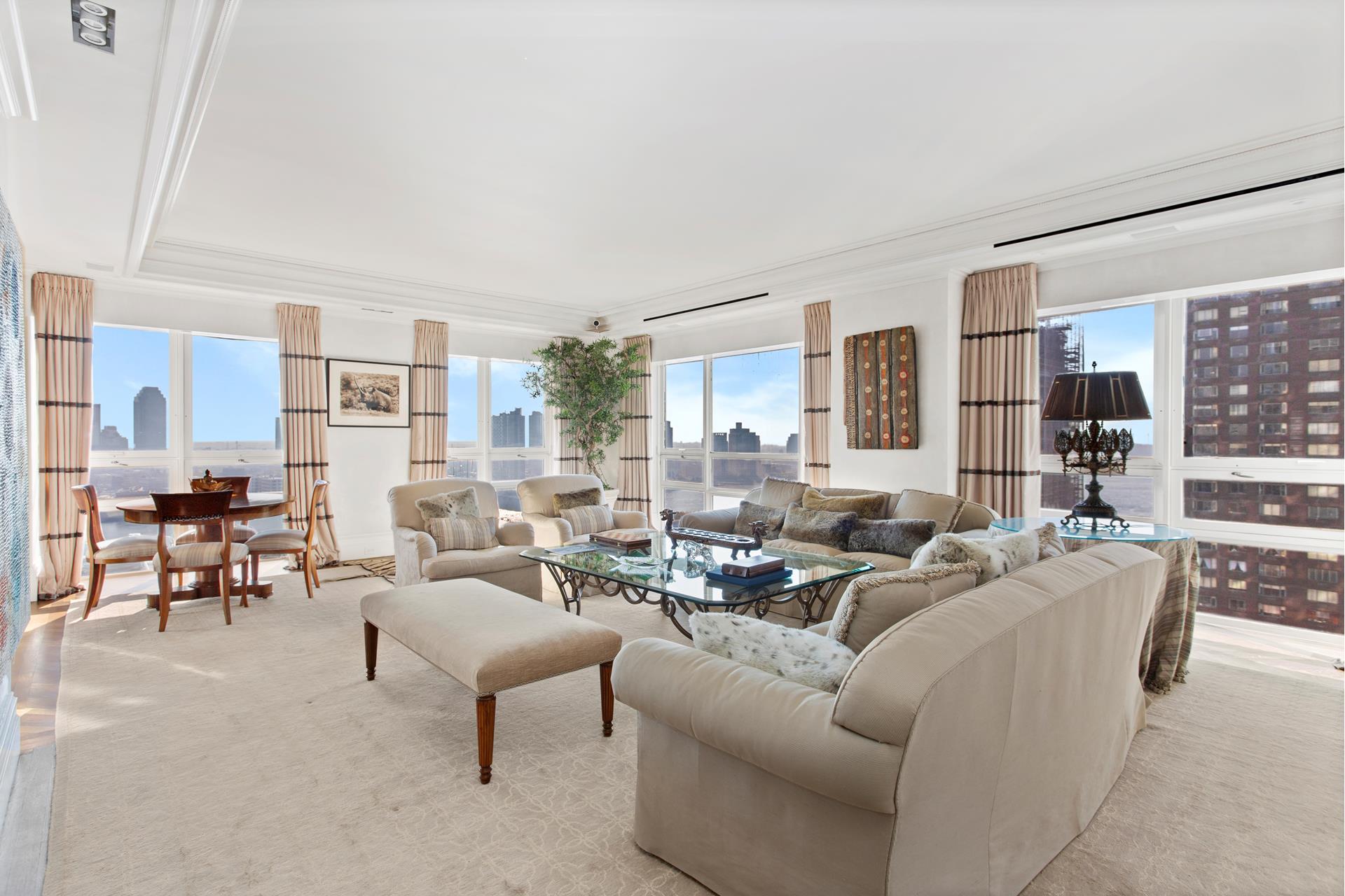 415 East 54th Street 25GG Sutton Place New York NY 10022
