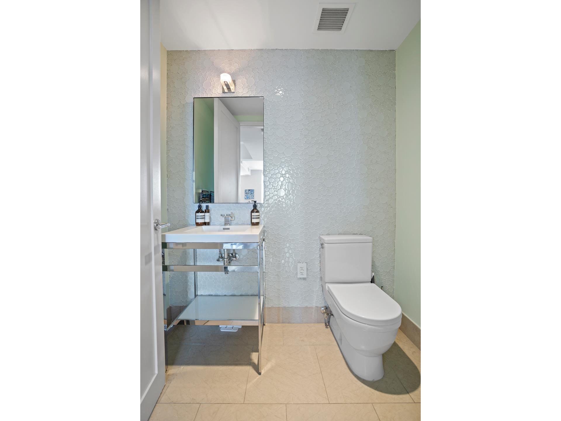 124 West 23rd Street Chelsea New York NY 10011