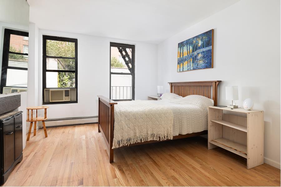 533 East 13th Street E. Greenwich Village New York NY 10009