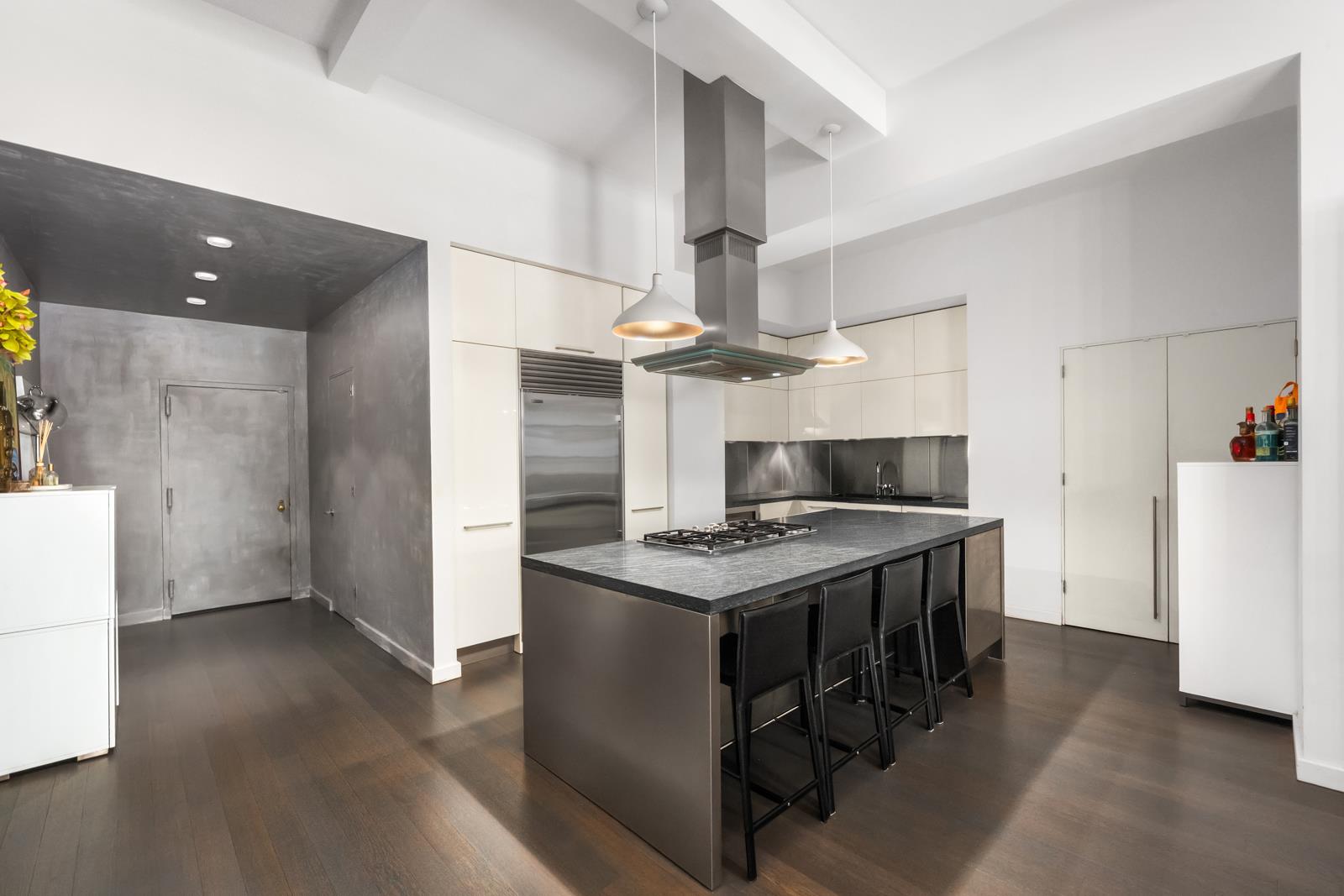 529 West 42nd Street Clinton New York NY 10036