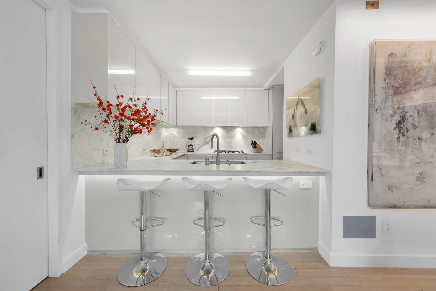 322 West 57th Street 51M Clinton New York NY 10019