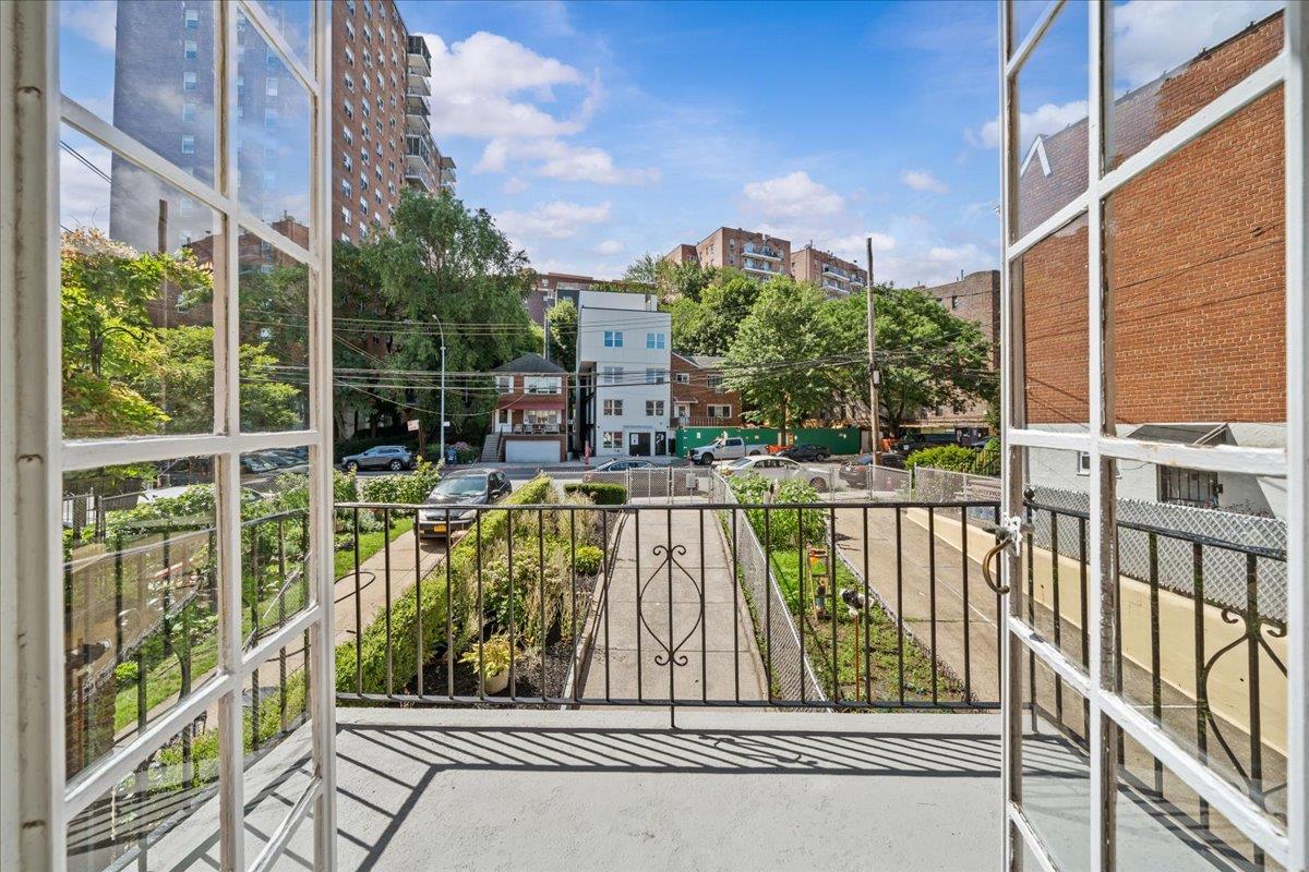 140 Van Cortlandt Park South Kingsbridge Bronx NY 10463