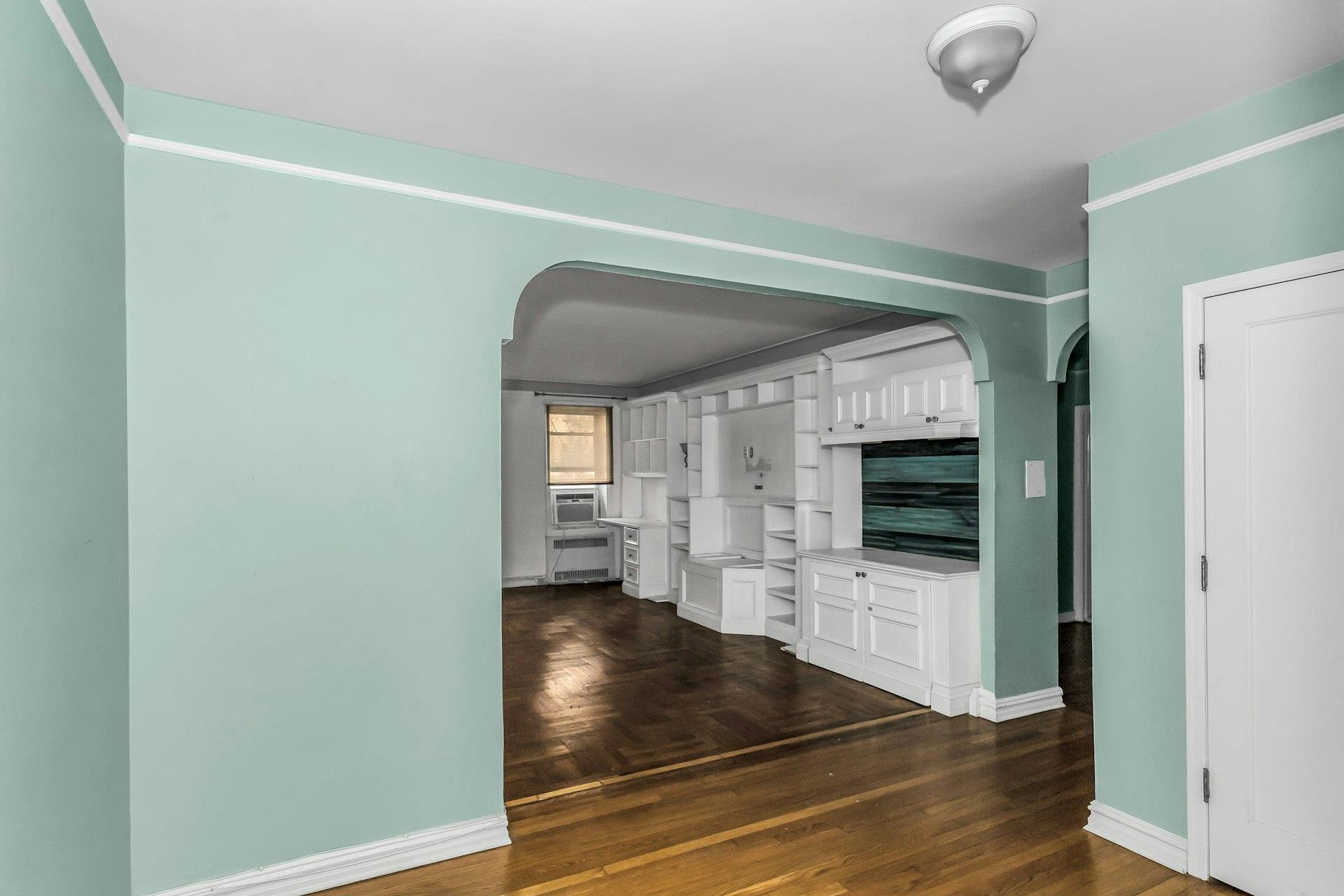 111-39 76th Road Forest Hills Queens NY 11375