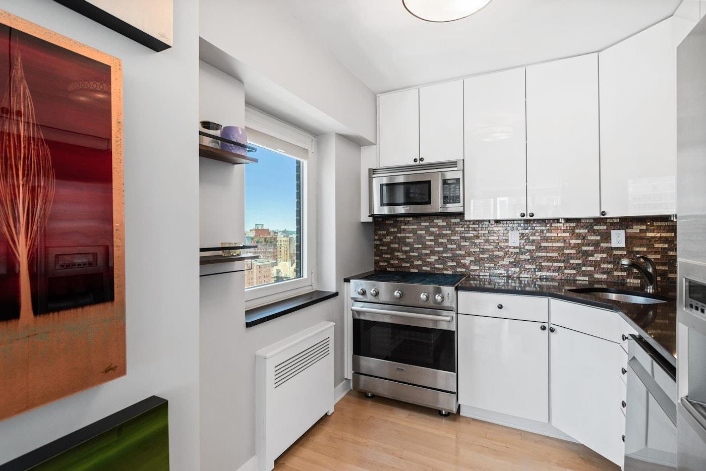 45 West 67th Street 25D Lincoln Square New York NY 10023