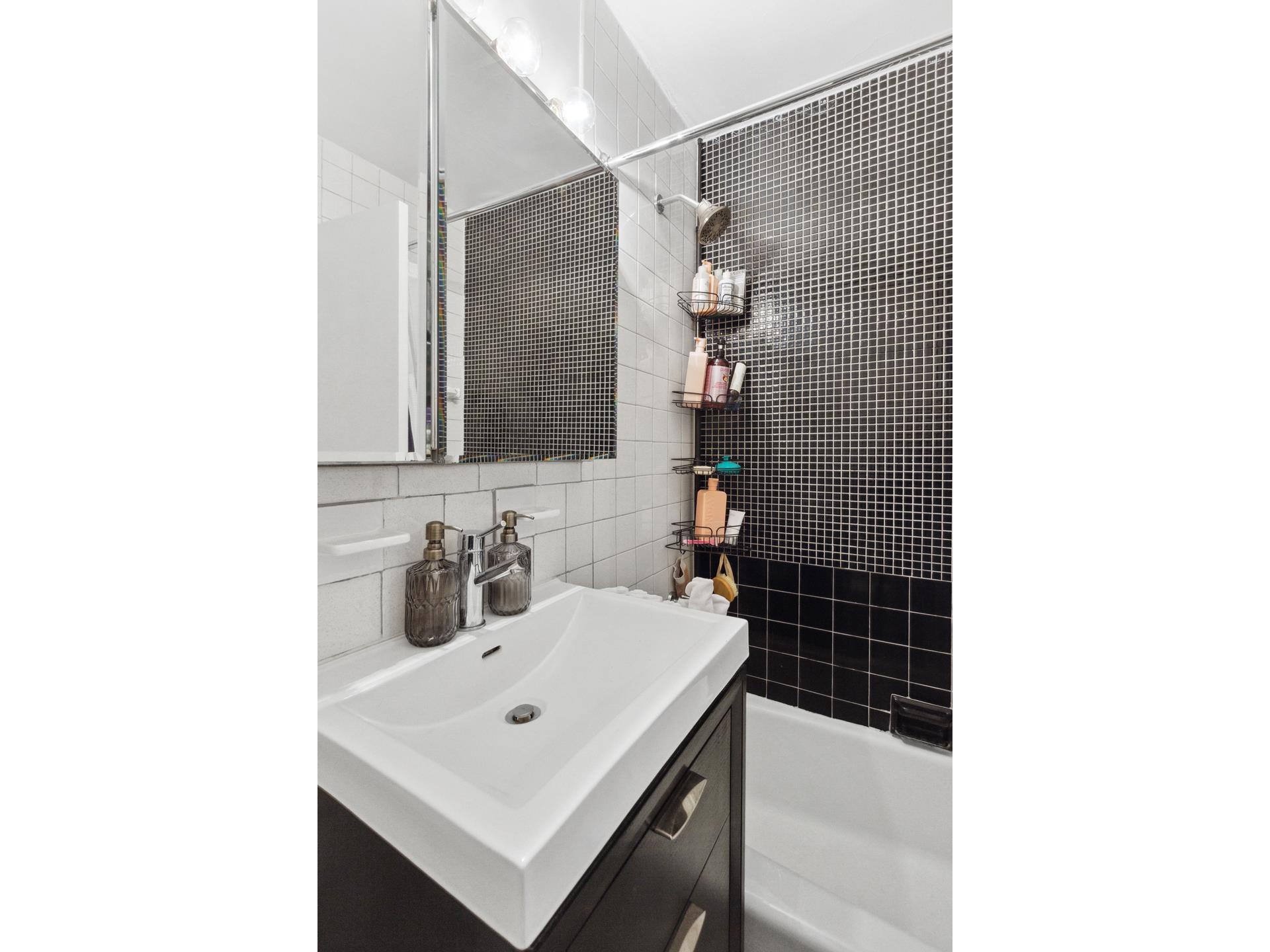 305 East 24th Street Kips Bay New York NY 10010