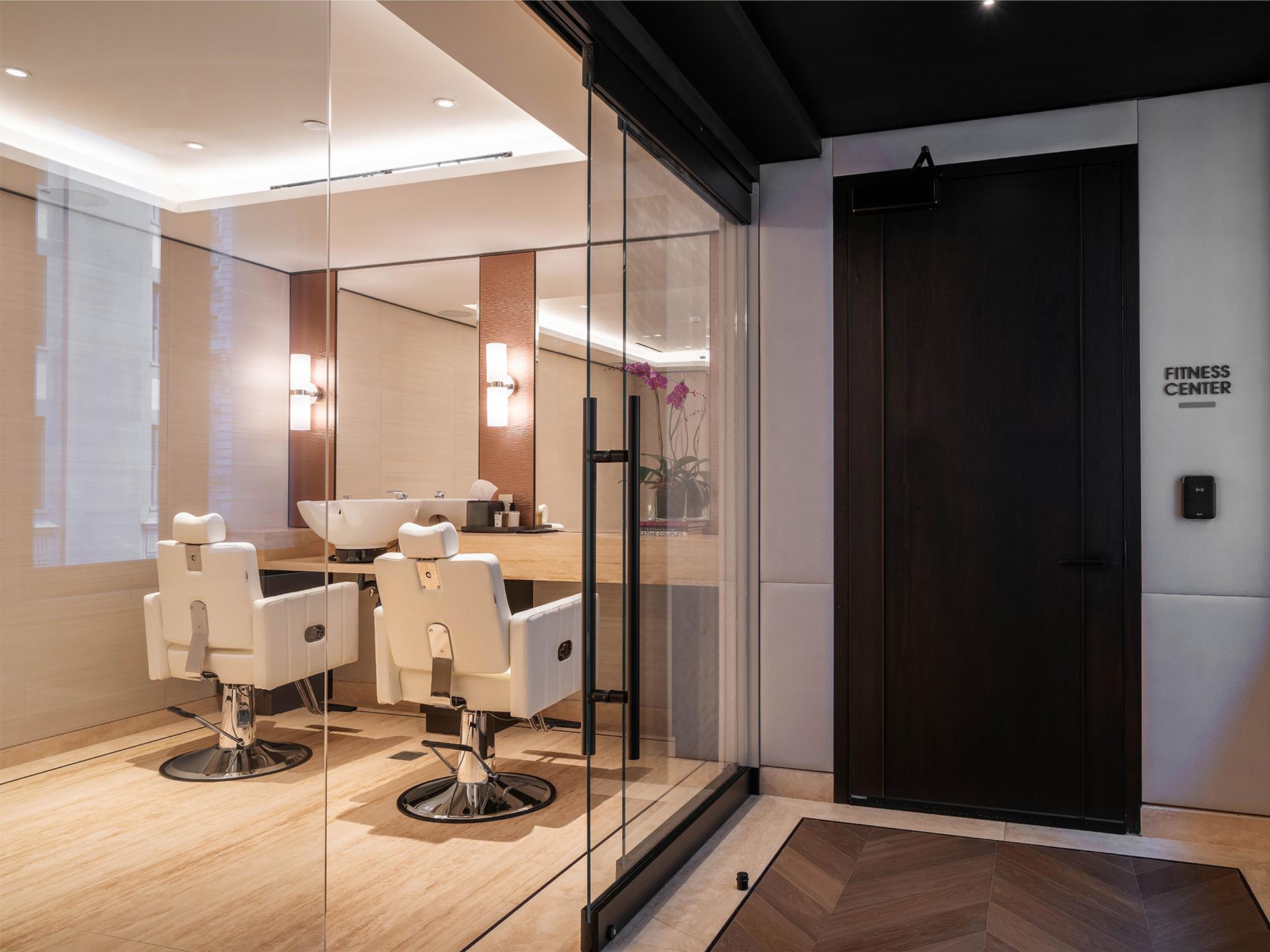 685 Fifth Avenue Midtown East New York NY 10022