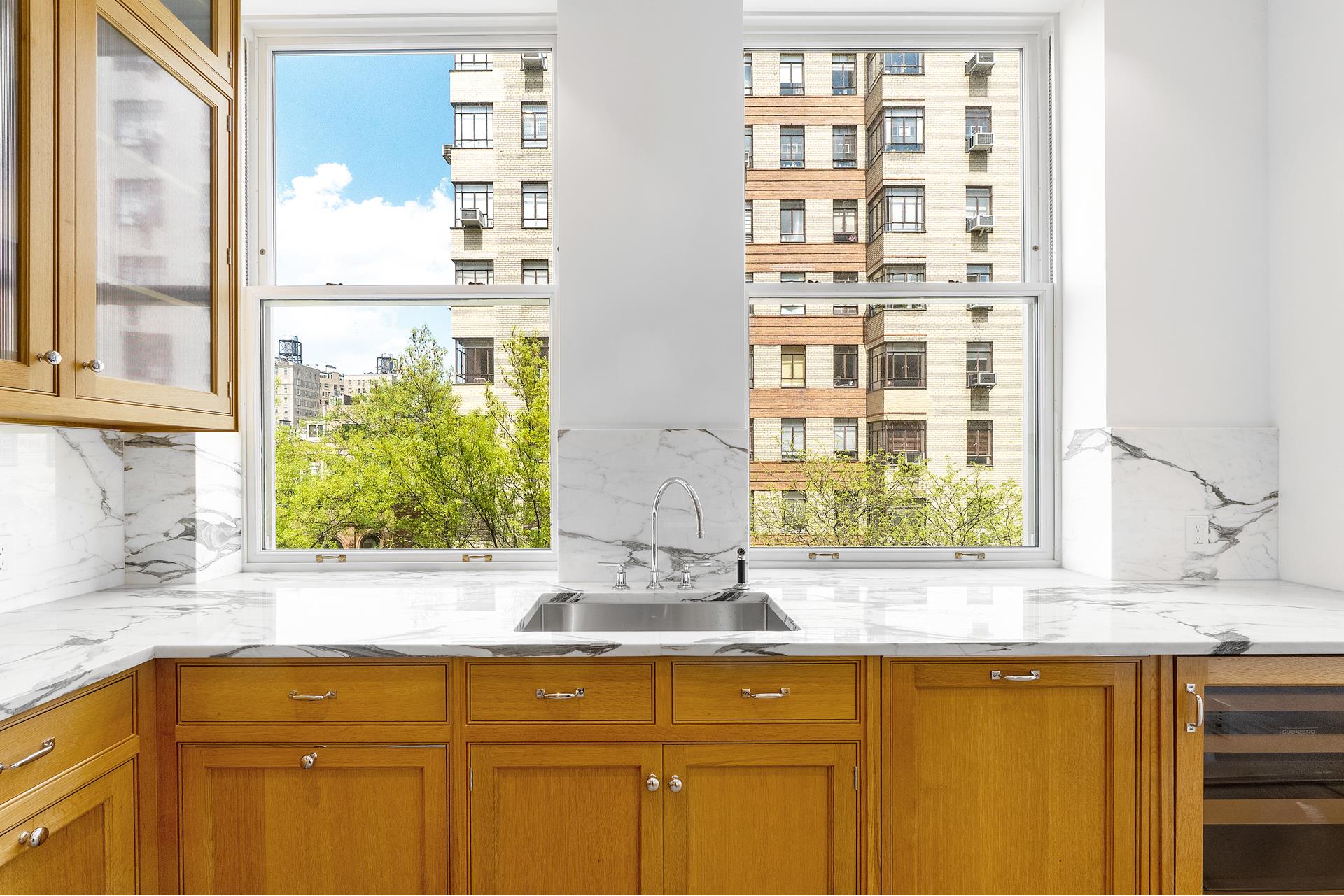 555 West End Avenue Upper West Side New York NY 10024