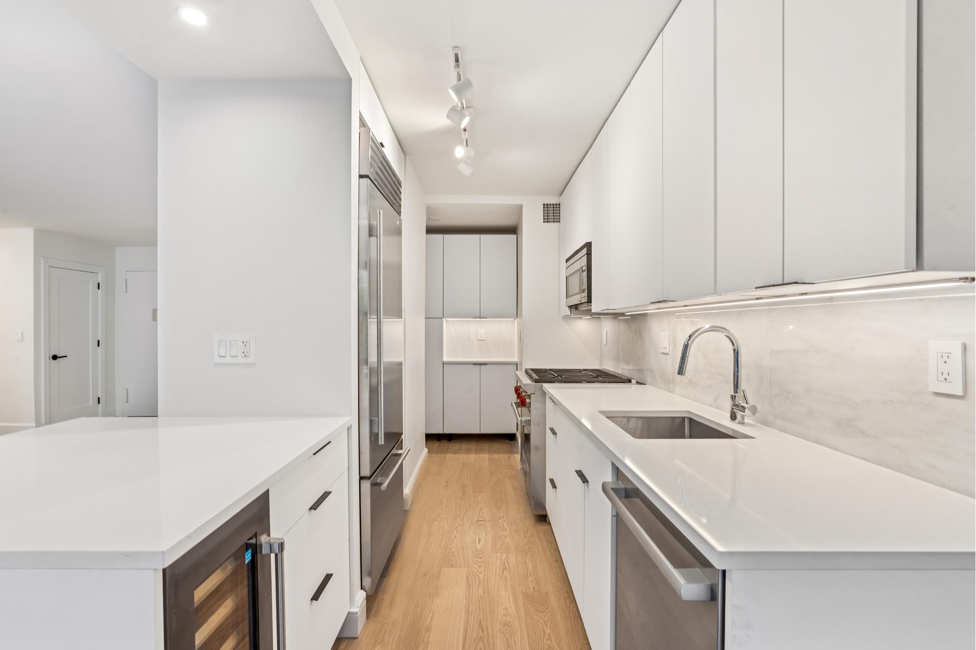 142 West End Avenue Lincoln Square New York NY 10023