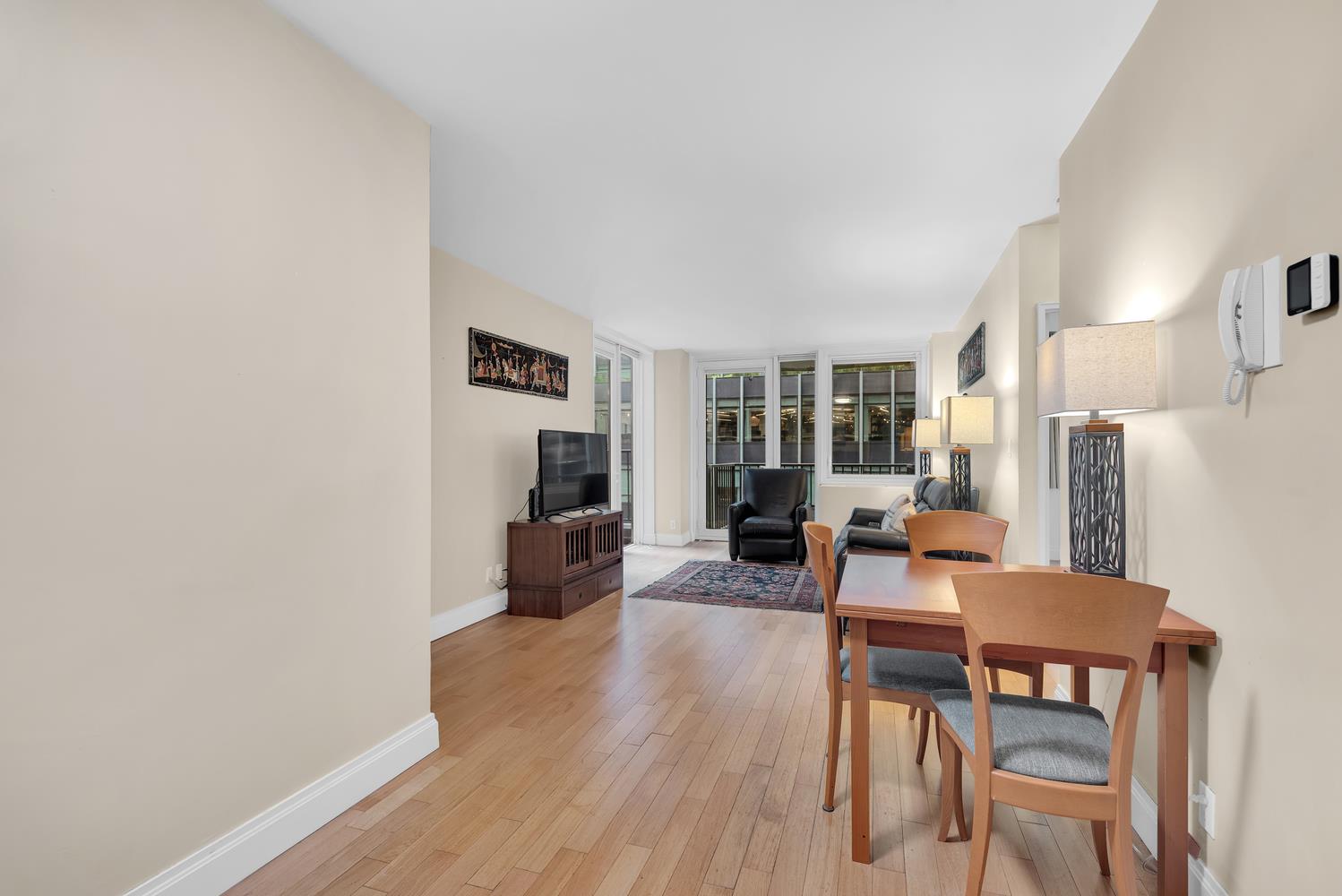 212 East 47th Street 6G Turtle Bay New York NY 10017