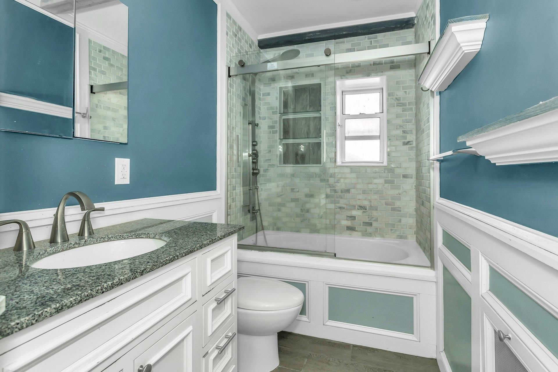 111-39 76th Road Forest Hills Queens NY 11375