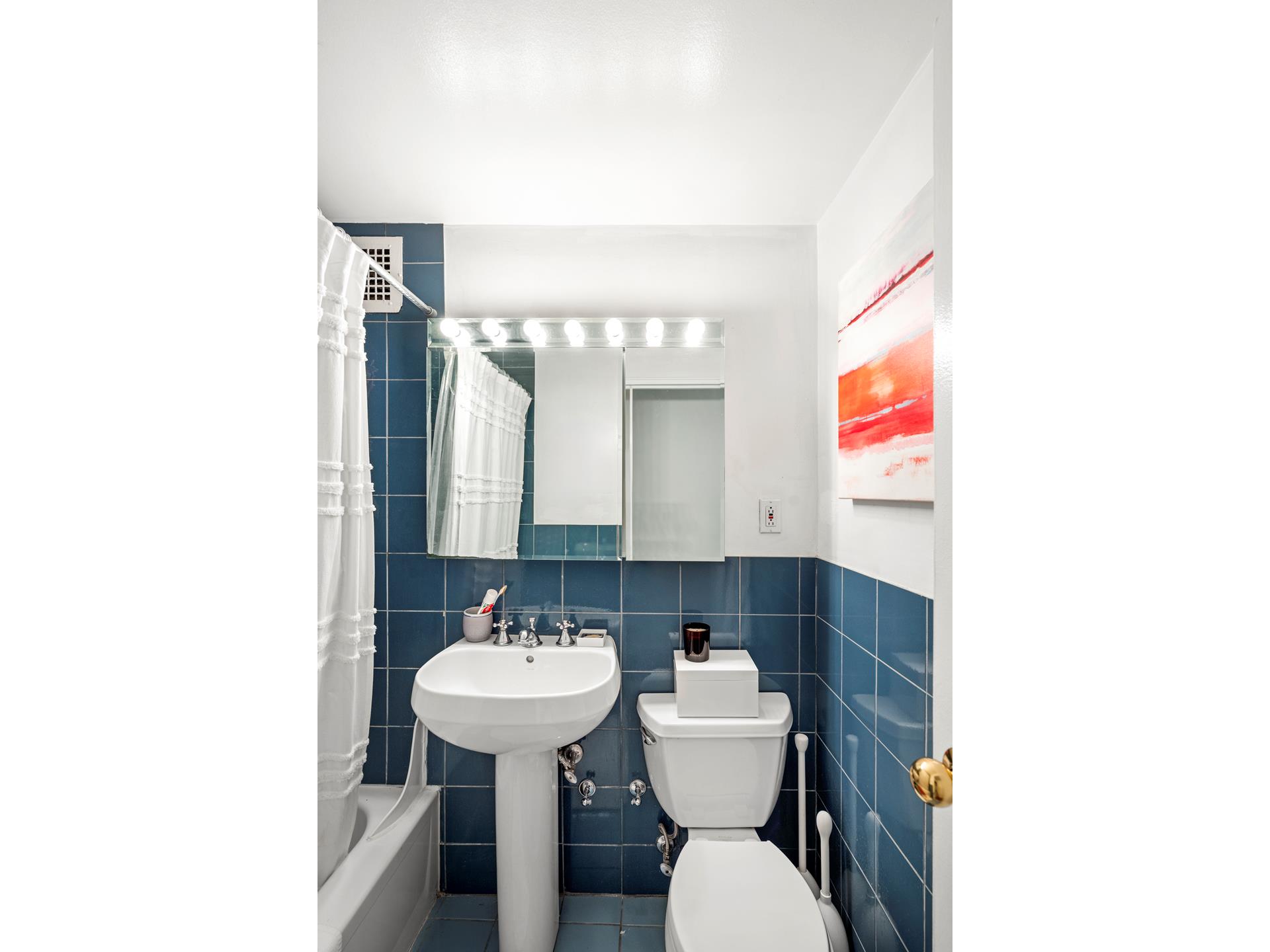 100 West 15th Street Chelsea New York NY 10011