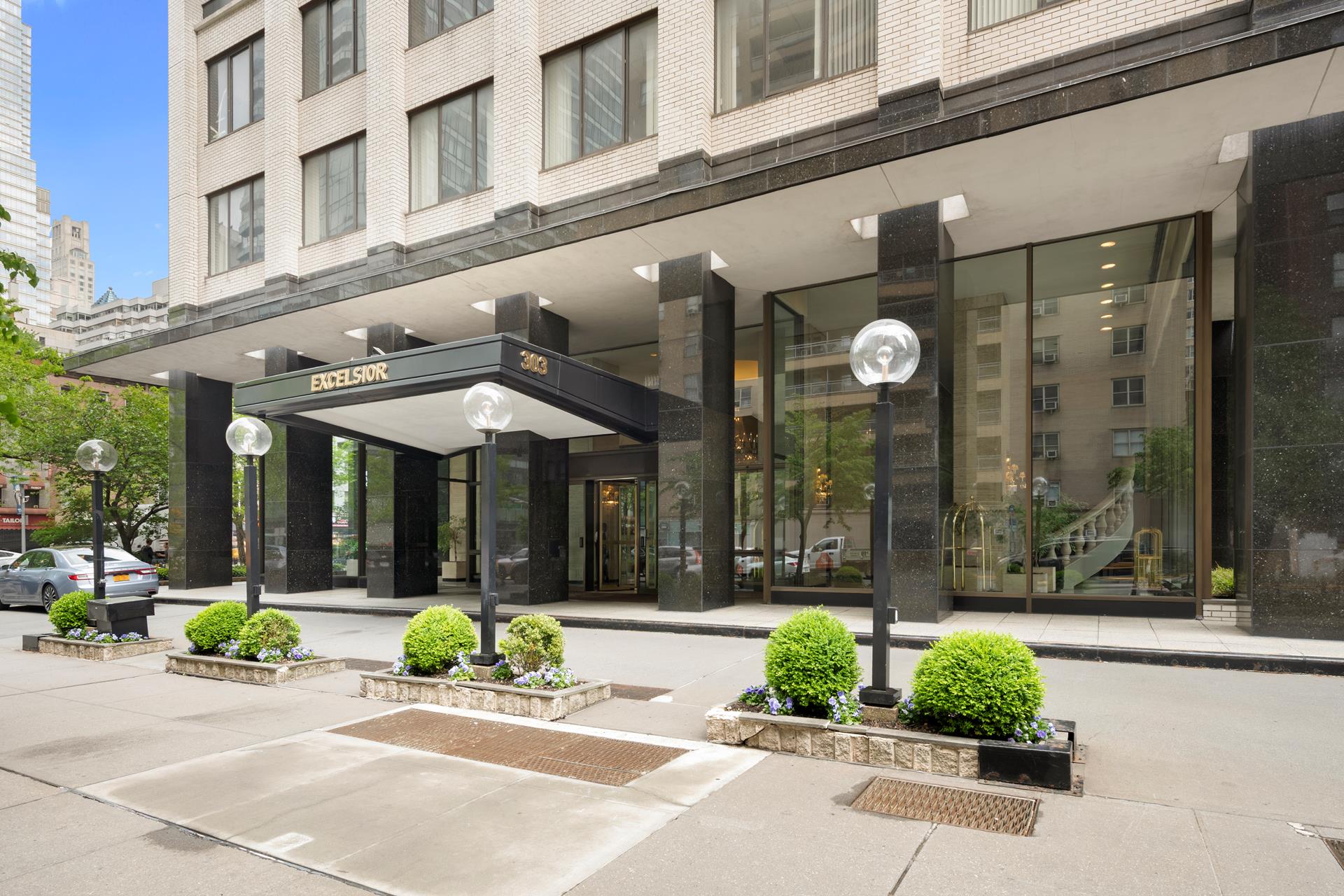 303 East 57th Street Sutton Place New York NY 10022